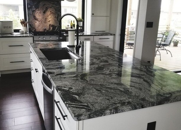 COMMENT below are you a granite or quartz lover?