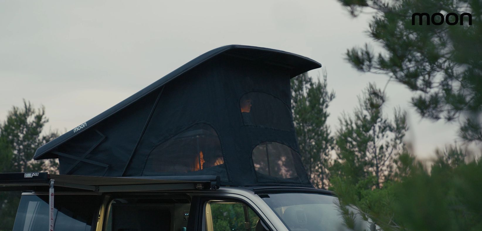 family 4 moon 3 quart .png