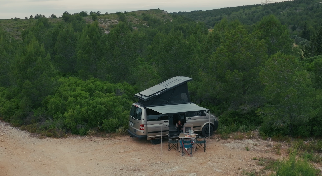 toit moon family 2.png