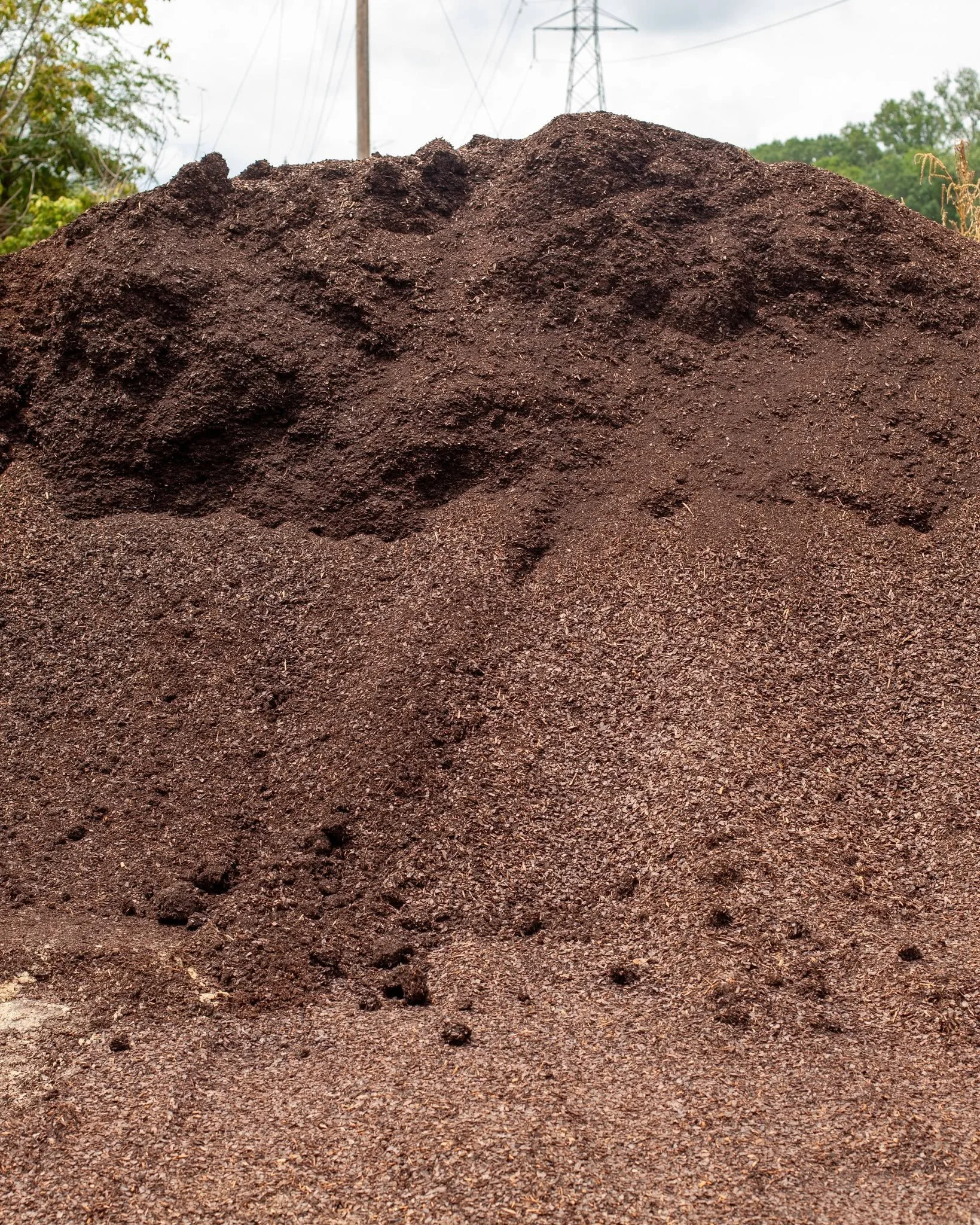 Our soil around North Mississippi can be clay-based and doesn't always drain like we want it to. Loamate can help aerate your soil and add organic matter around your plants. If you're planting new shrubs and trees, building raised beds, or just want 
