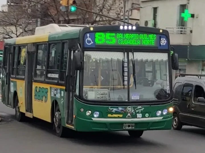 Línea 85 Quilmes - Pompeya - Flores - Ciudadela Norte. Ramales y Recorridos.