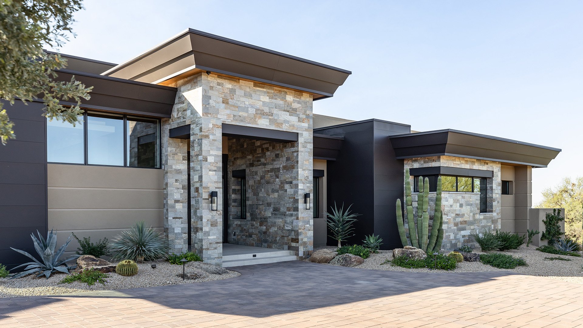 Uda Home Modification Modern — UDA Ltd.