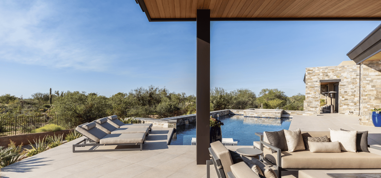 Designing Poolside Gathering Spaces for Luxury Desert Homes