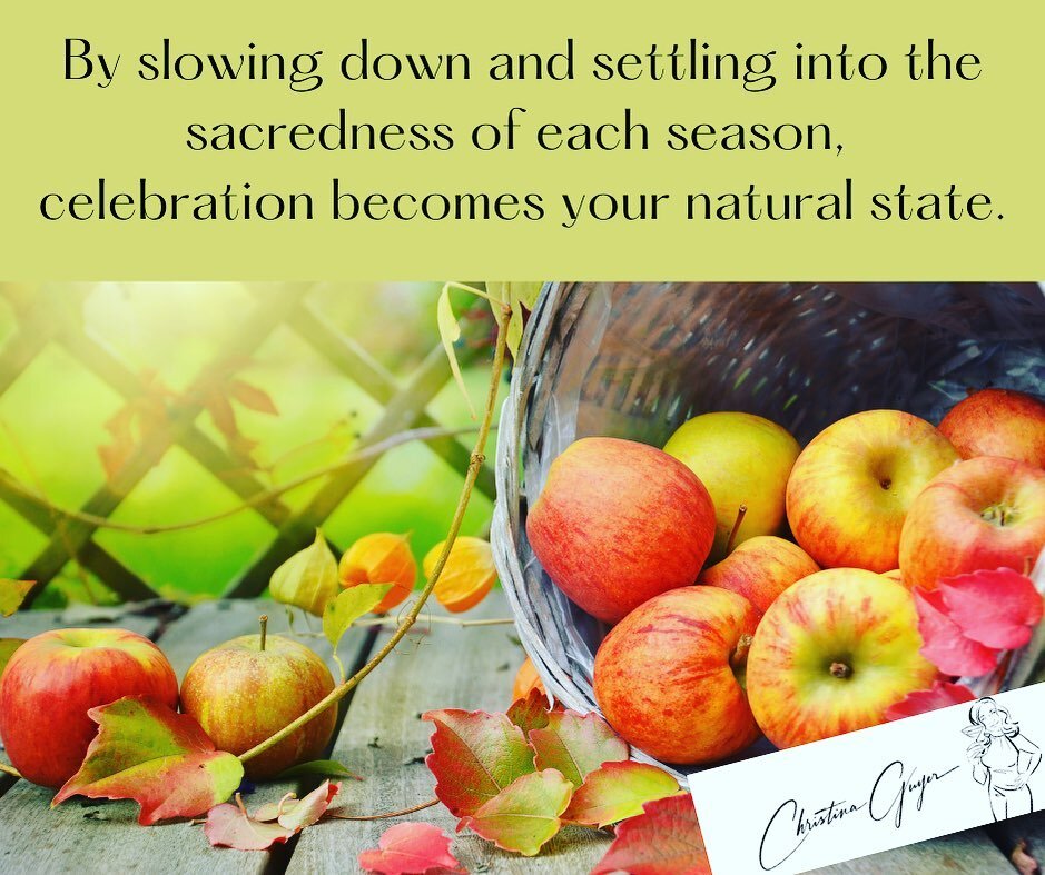 Mabon September 23, the Autumn Equinox marks the point of the year when day and night share equal lengths.  A moment of equal balance before the scale tips towards the approaching darkness. 🍎