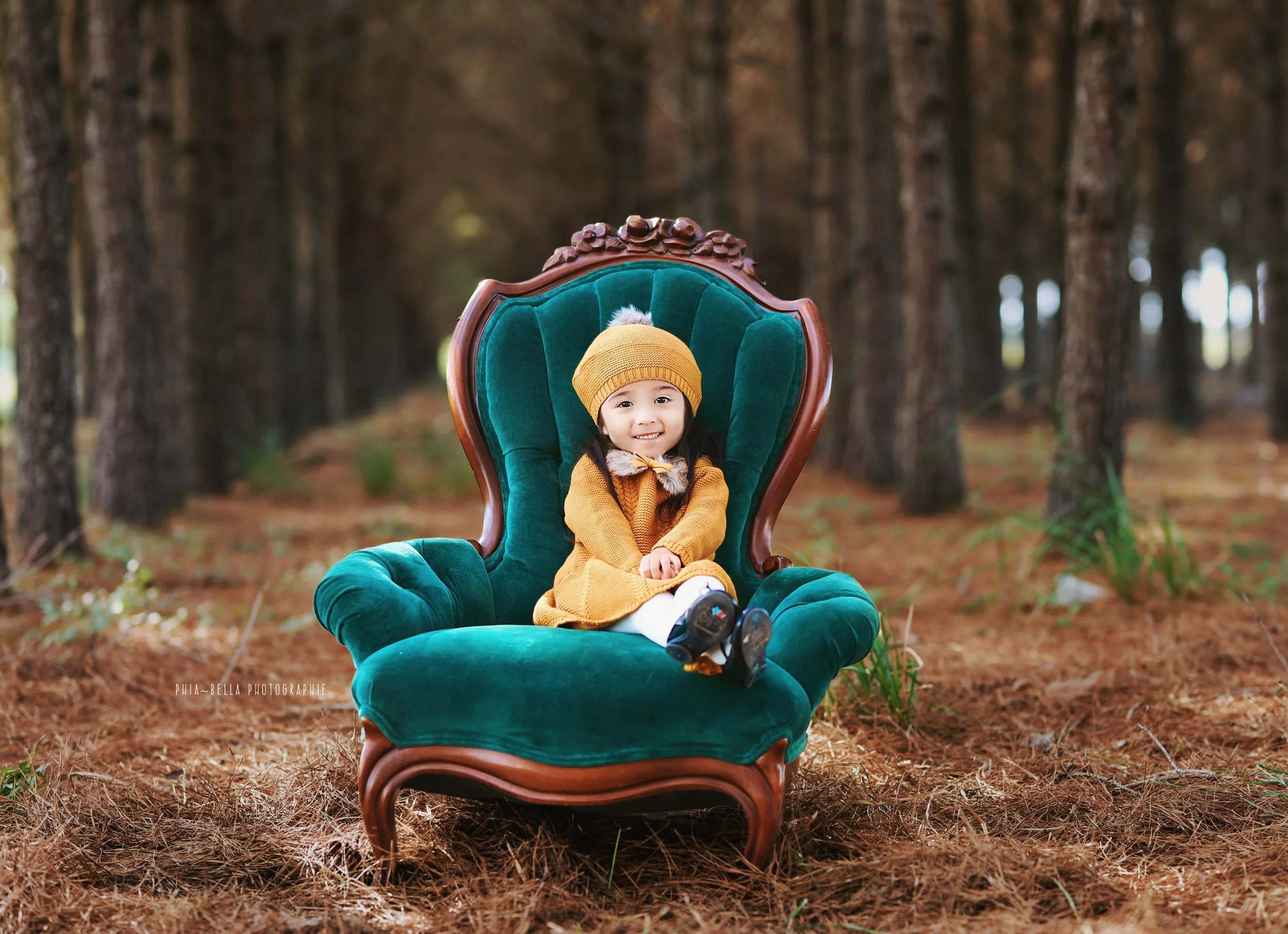 PHIA_BELLA (3)LEAH.jpg