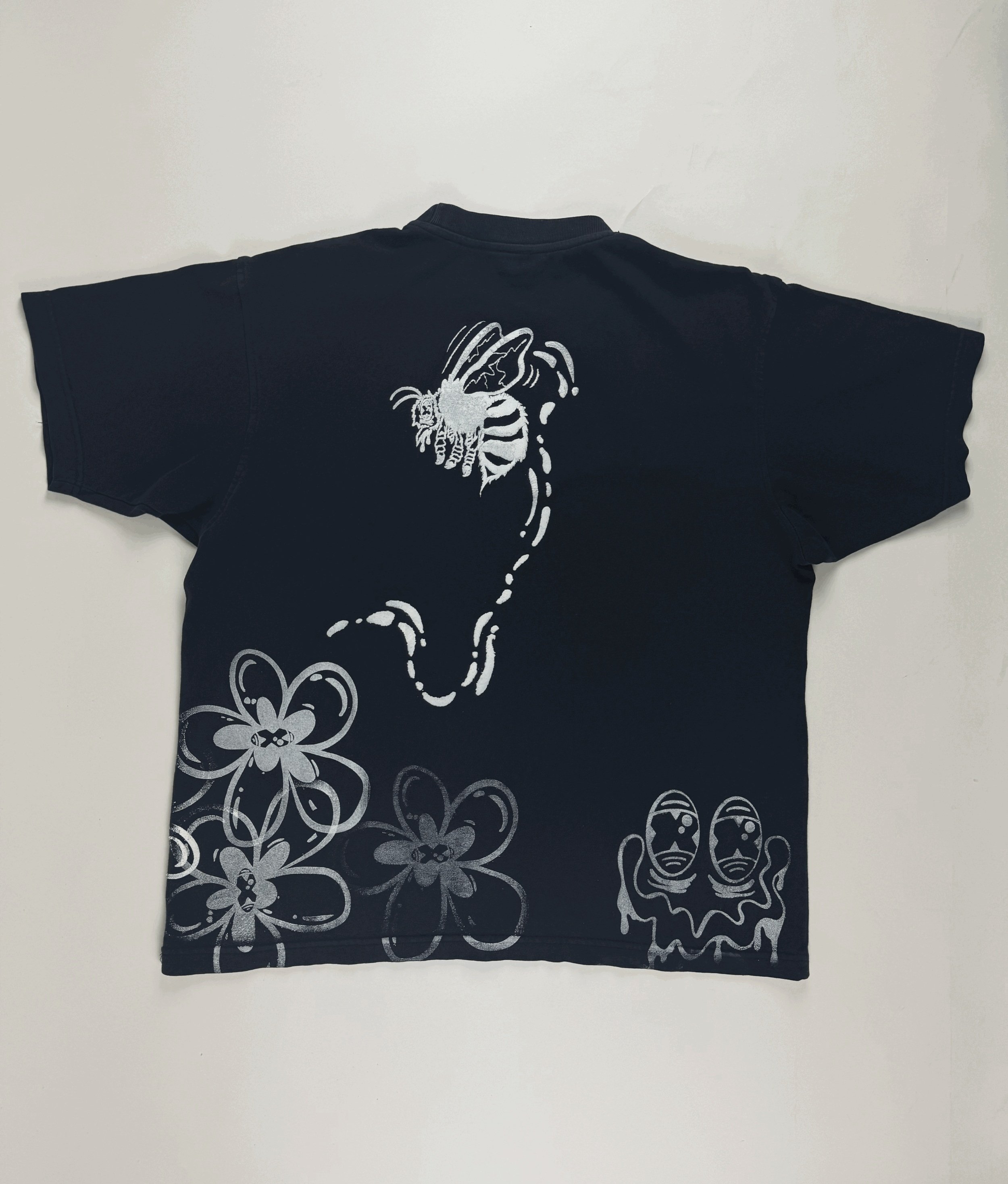 HAPPIER Tee - Charcoal