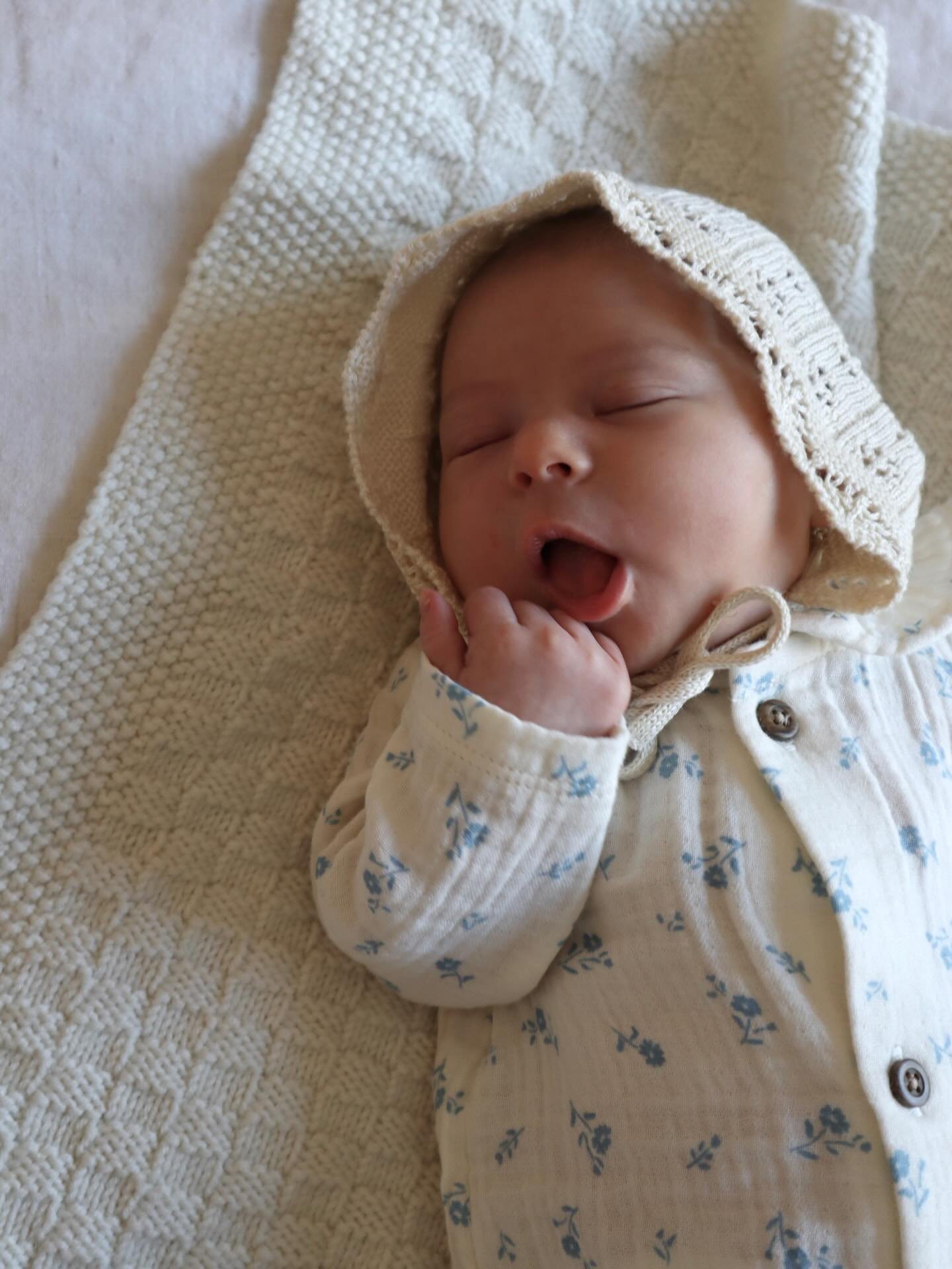 She&rsquo;s here ✨ I couldn&rsquo;t be more full to the brim in love with our little bundle of magic Hazel, born at home in the water last Thursday 💛

Her arrival into the world was at times so soft and beautiful and at others dark and wildly powerf