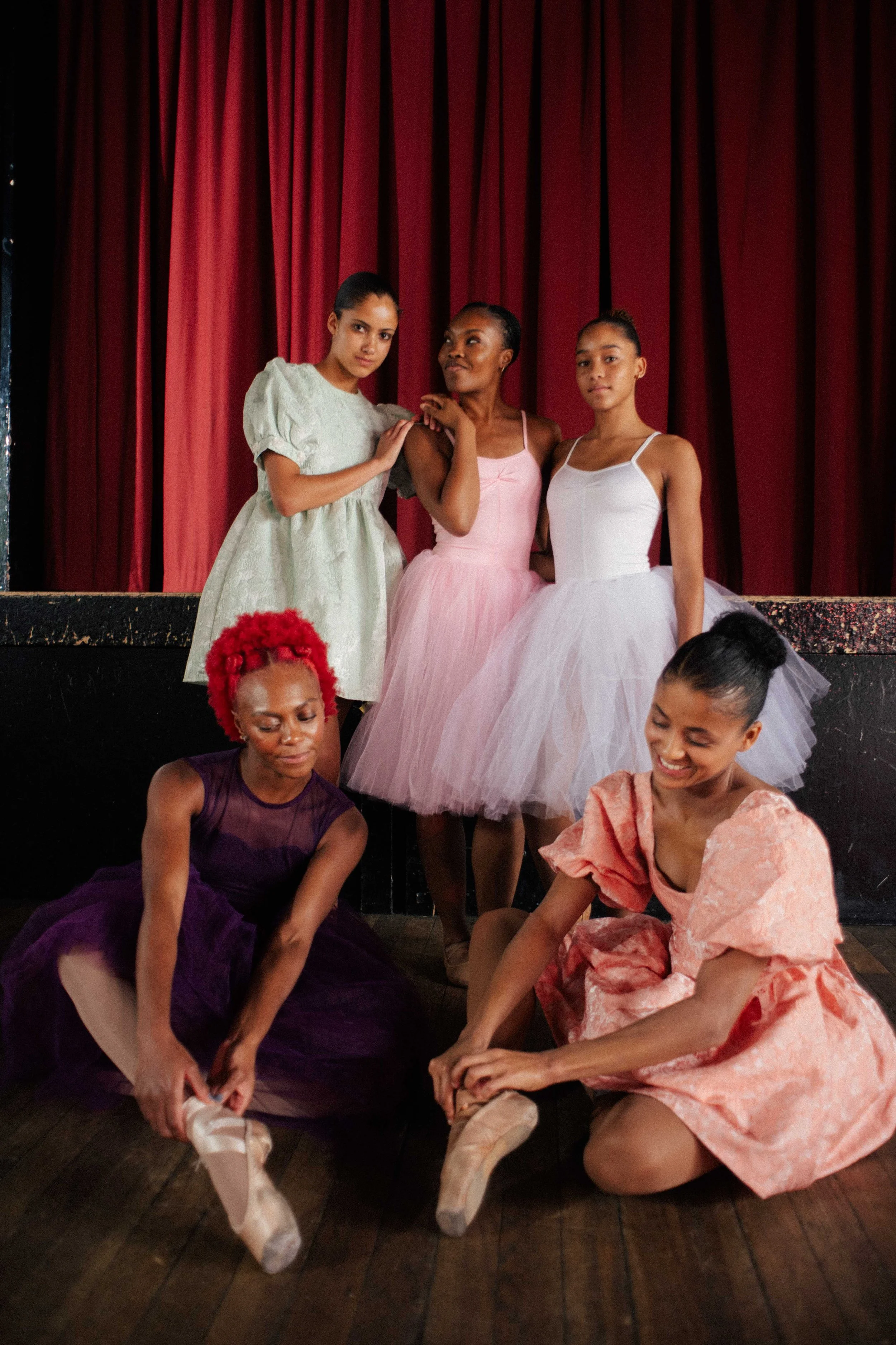 Starring Monique Jonas, Erin McShaw, Kibrea Carmichael, Rosanna Lindsey, Iman El Maghili Fisker.

In this film, you will see:
Five London based ballerinas in the dance hall working the barre and choregraphing.
Behind-the-scenes footage of the collabo