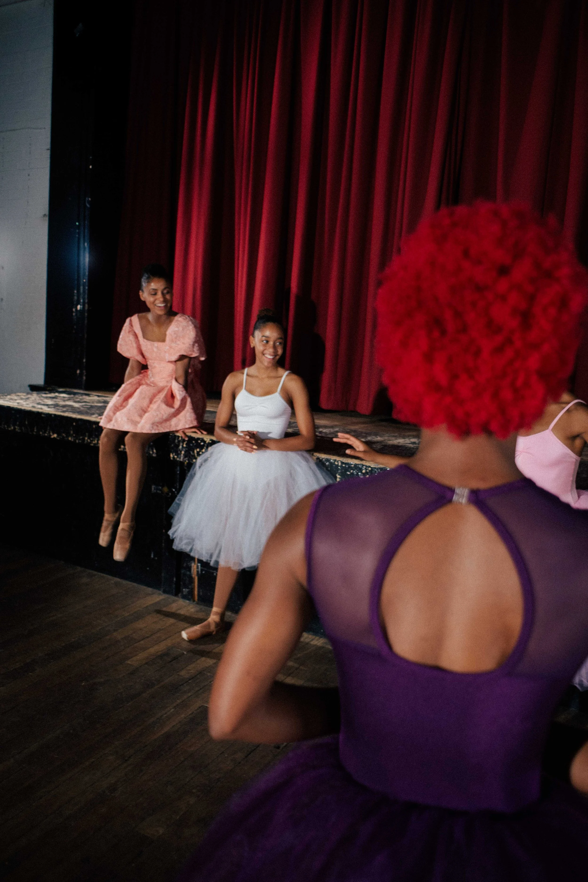 Starring Monique Jonas, Erin McShaw, Kibrea Carmichael, Rosanna Lindsey, Iman El Maghili Fisker.

In this film, you will see:
Five London based ballerinas in the dance hall working the barre and choregraphing.
Behind-the-scenes footage of the collabo