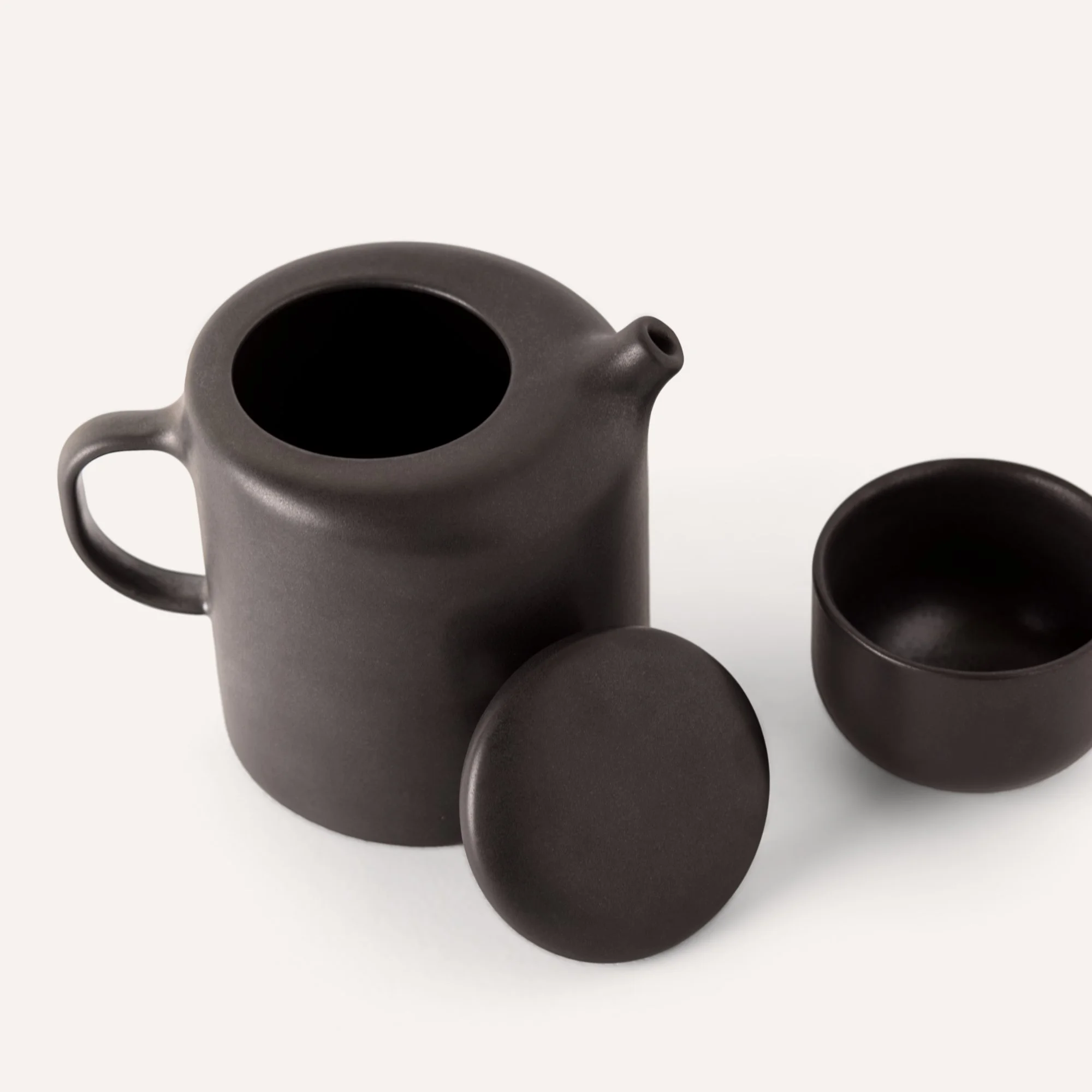 handmade-ceramic-serving-set-black.jpg