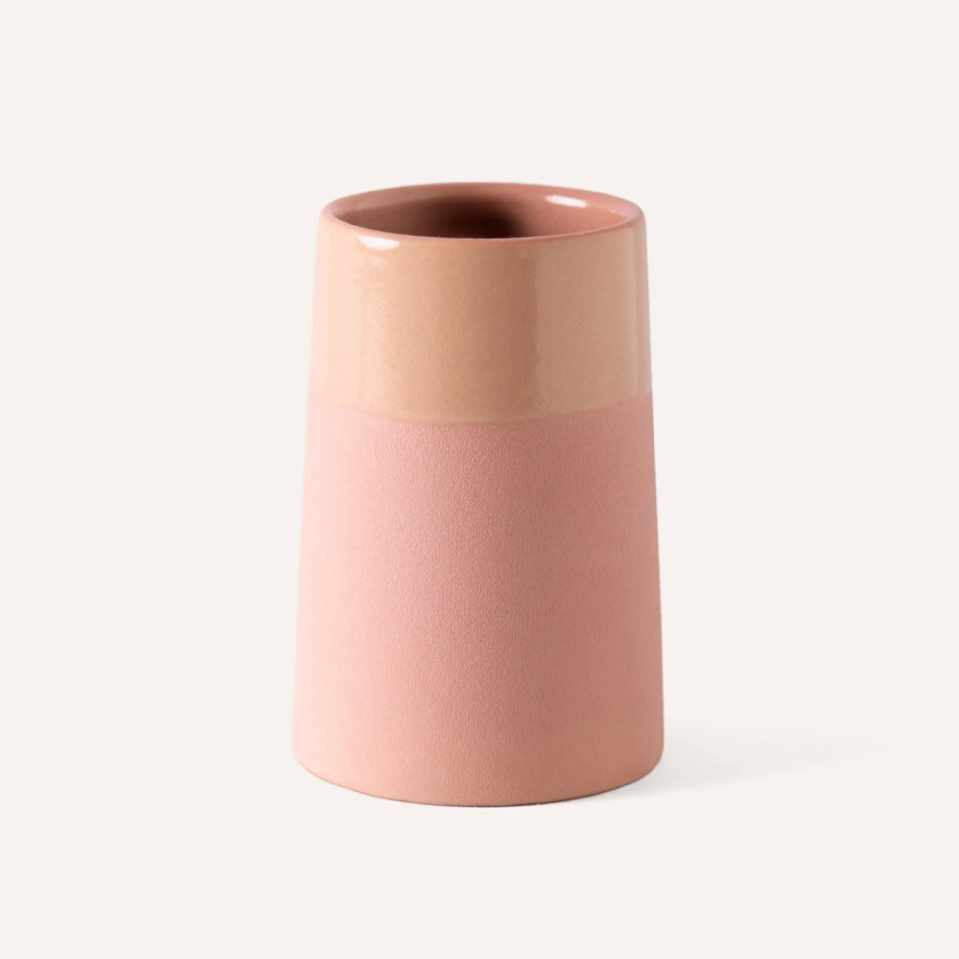 minimal-coffee-cup-pink-organic-handle.jpg