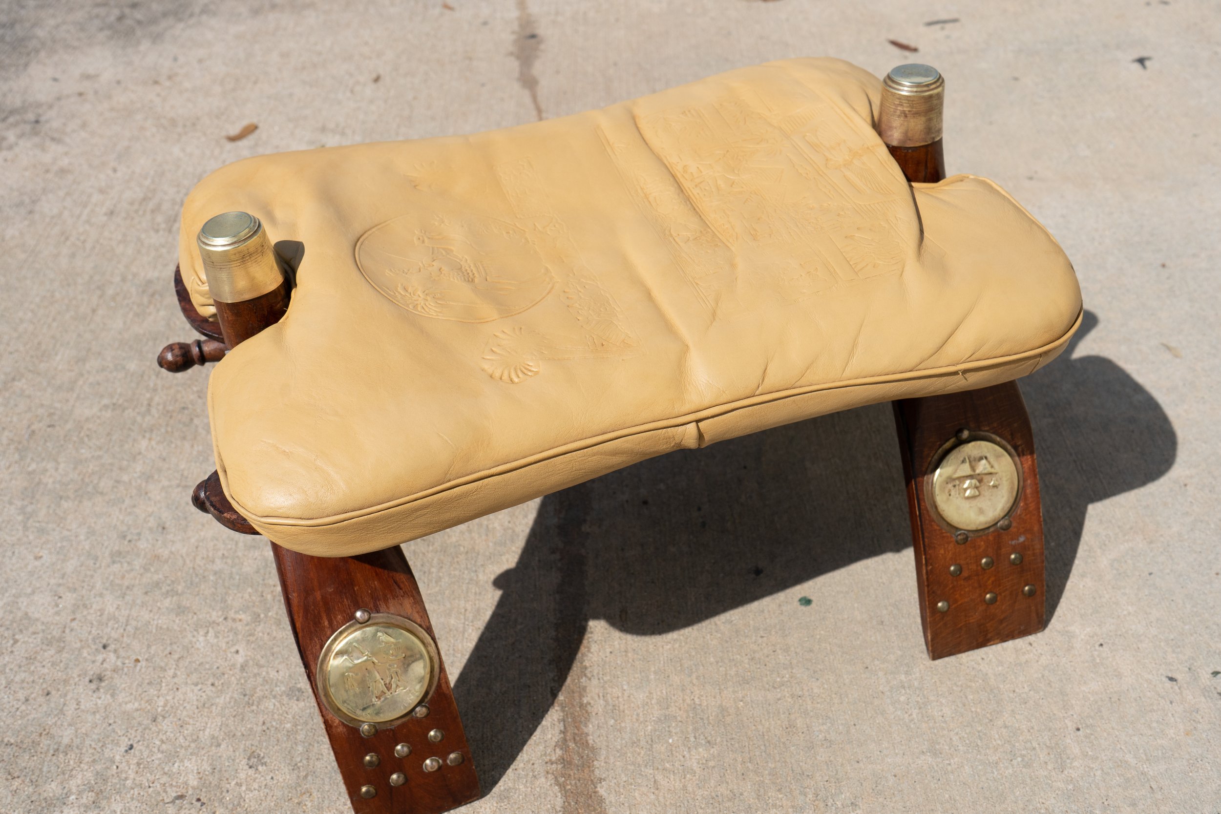 Sale camel stool cushion Factory Sale Vintage Camel Saddle
