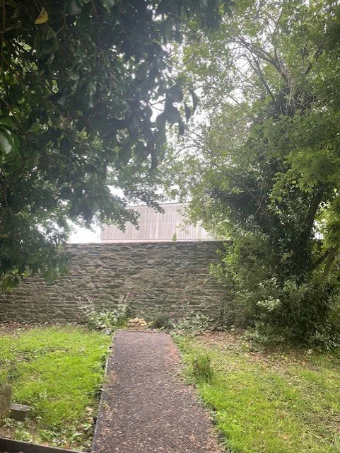 Kilbarrywall.jpg