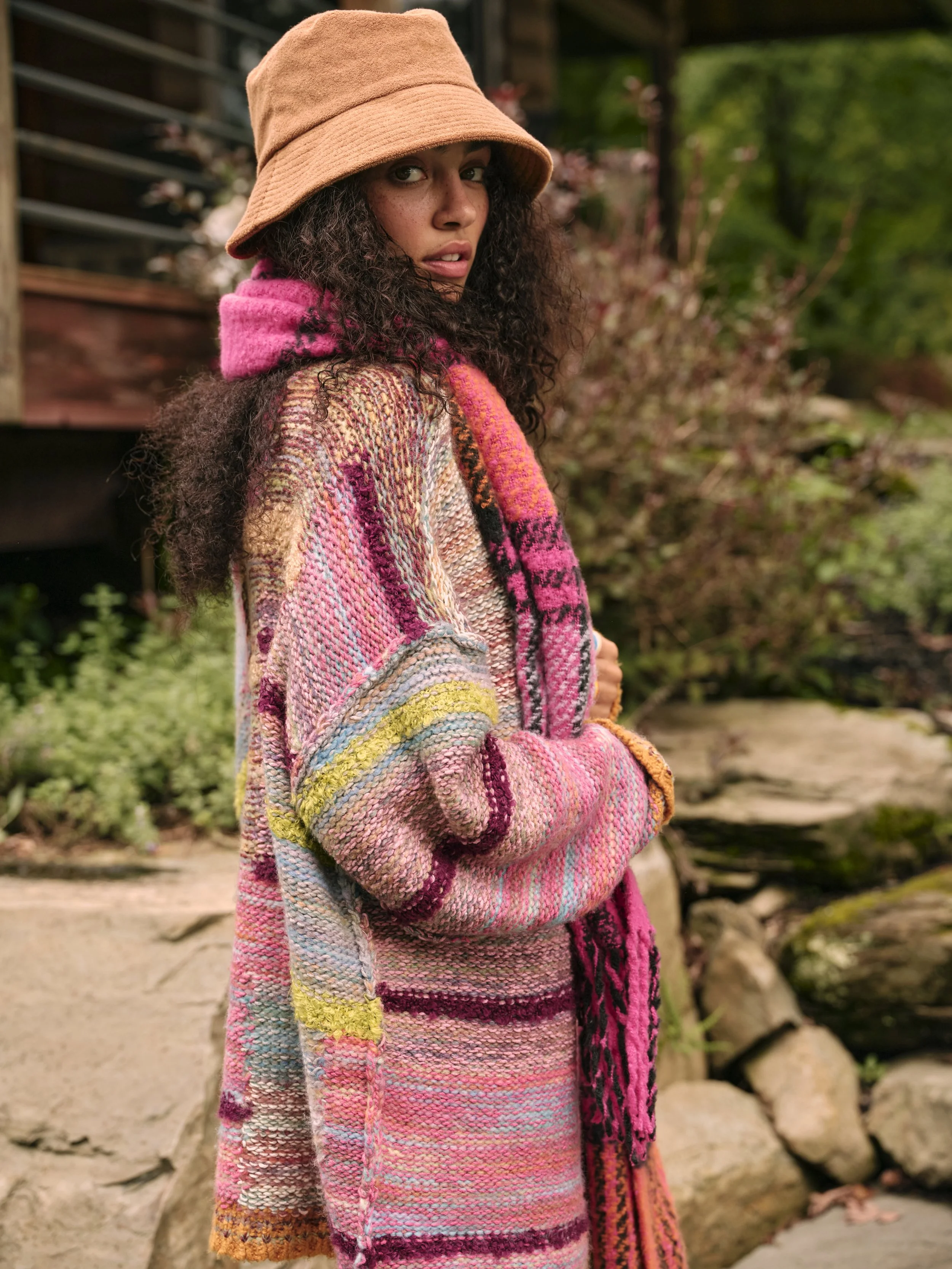 20210819_KaleidoscopeCozyHP_Michelle_Maddie_Raven0399 1.JPEG