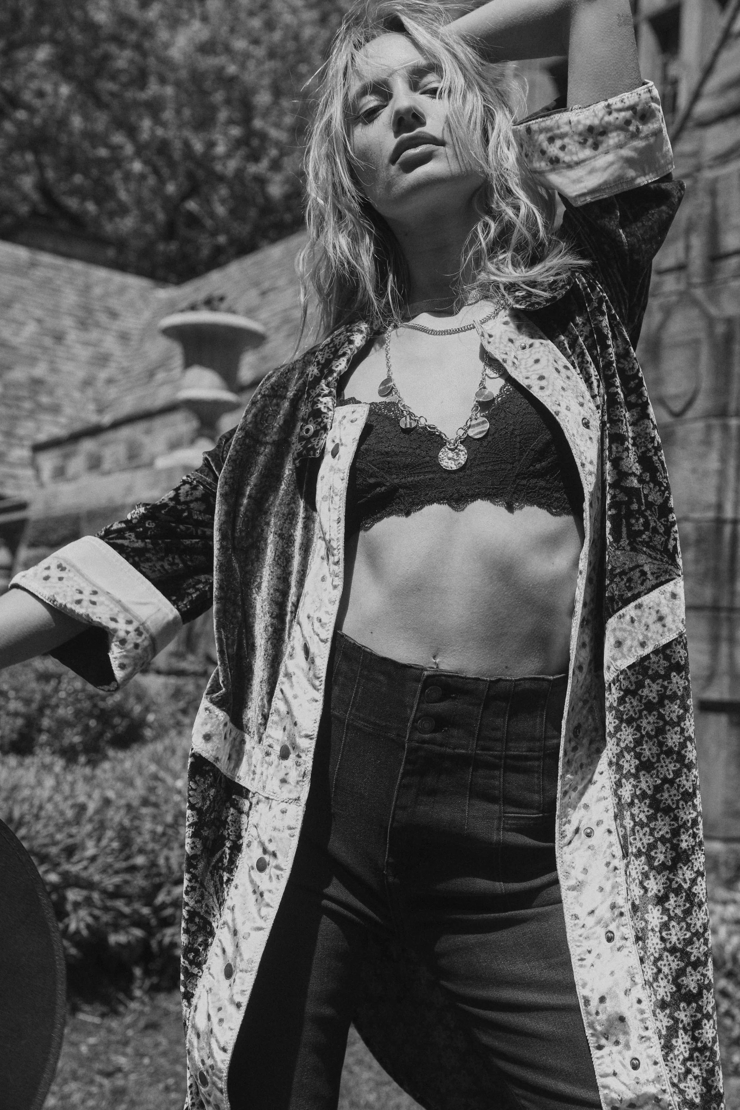 LOOK 1_20210511_WHSLLookbook_John_Suzie_Maya13384.jpg