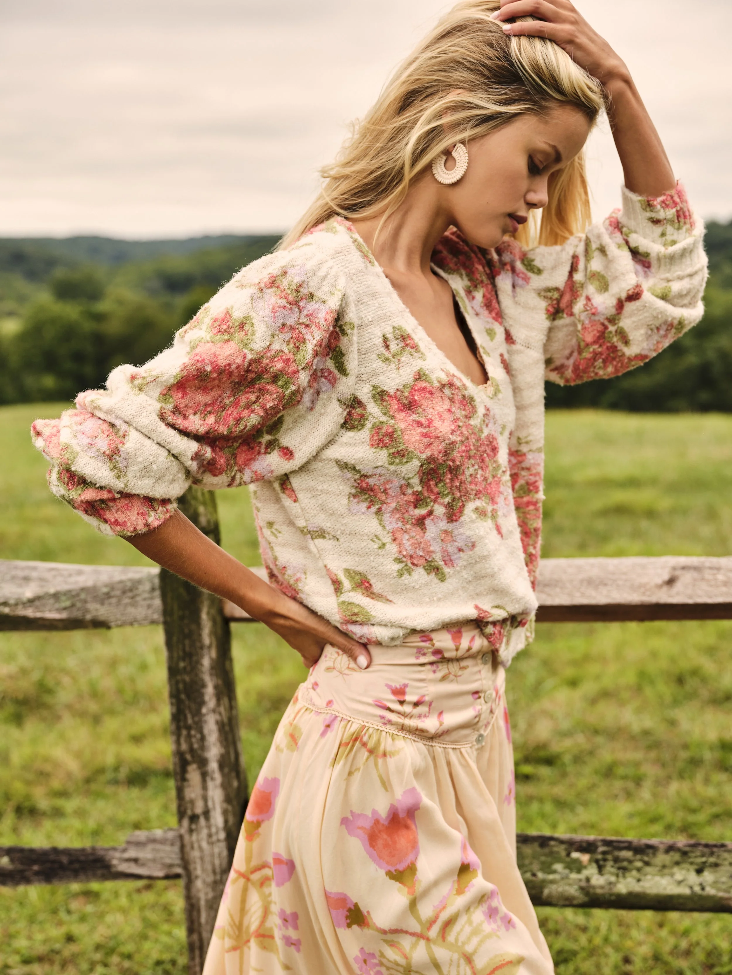 LOOK 02_20220907_FolkHeroHP3376.jpg