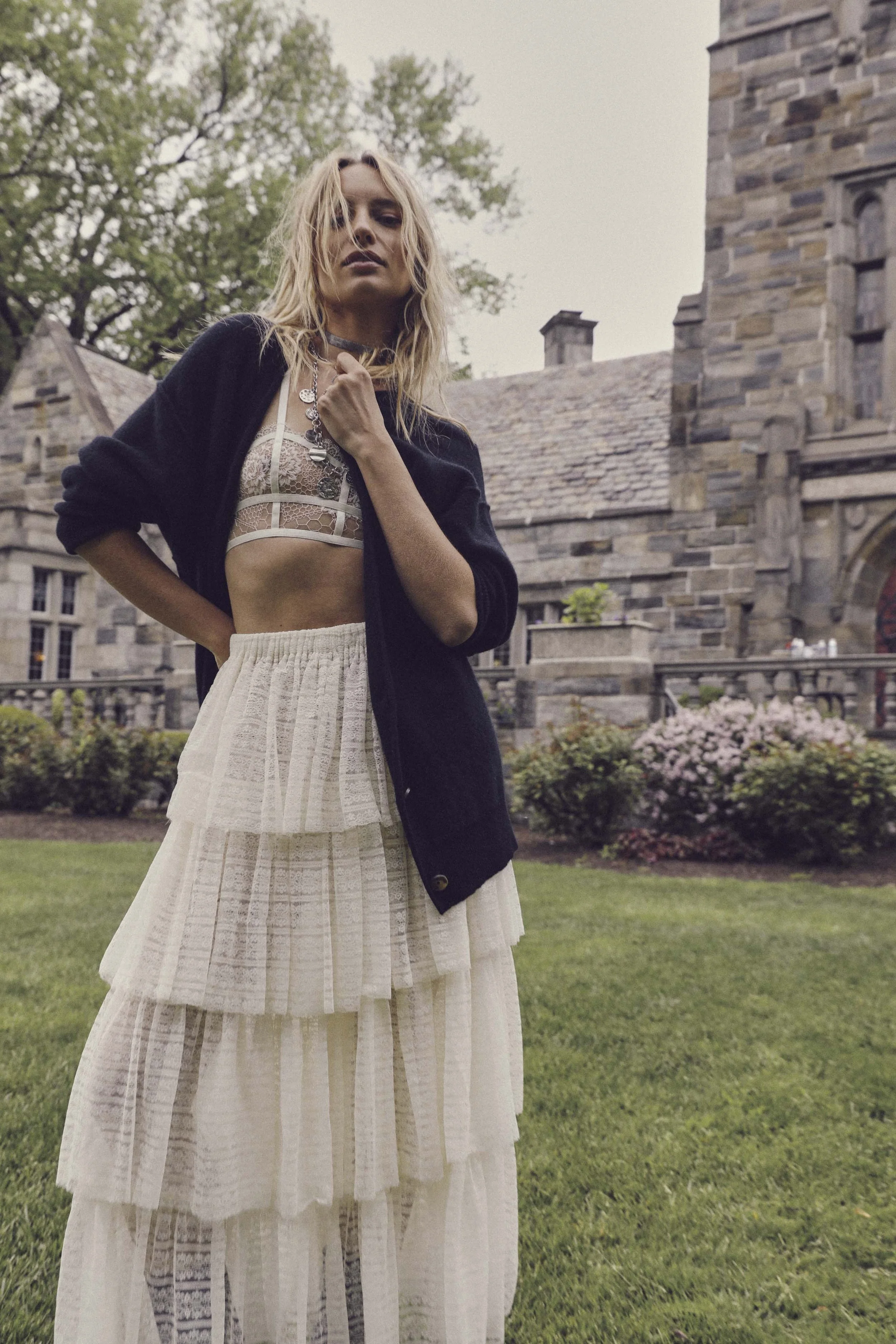 LOOK 11_20210511_WHSLLookbook_John_Suzie_Maya15576.jpg