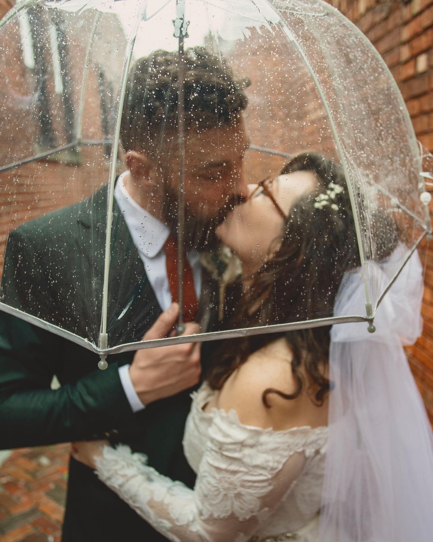 Those April showers, right?! 😍🤍 We loved sharing this big day with Marissa + Hayden.