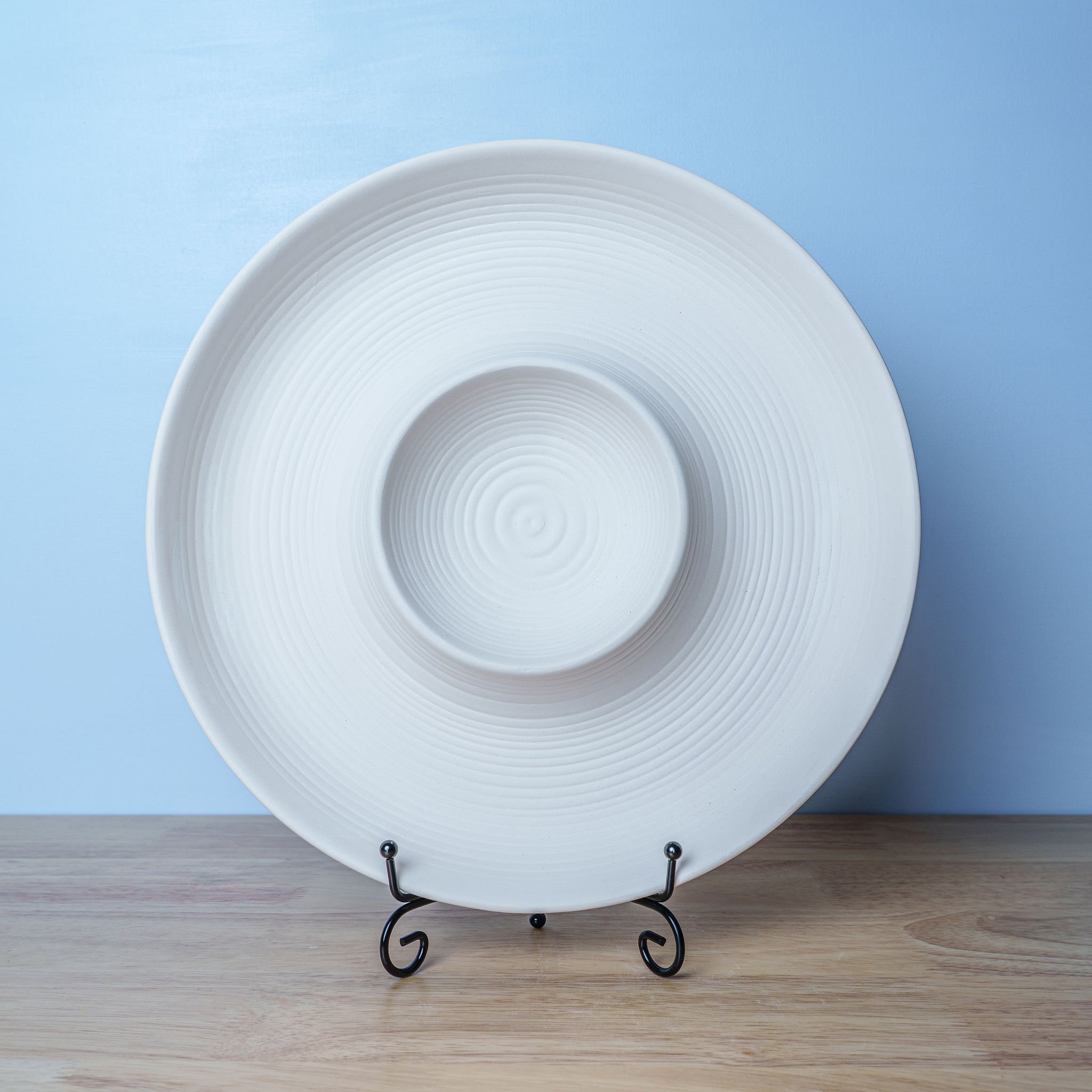 One Piece Chip and Dip Tray
