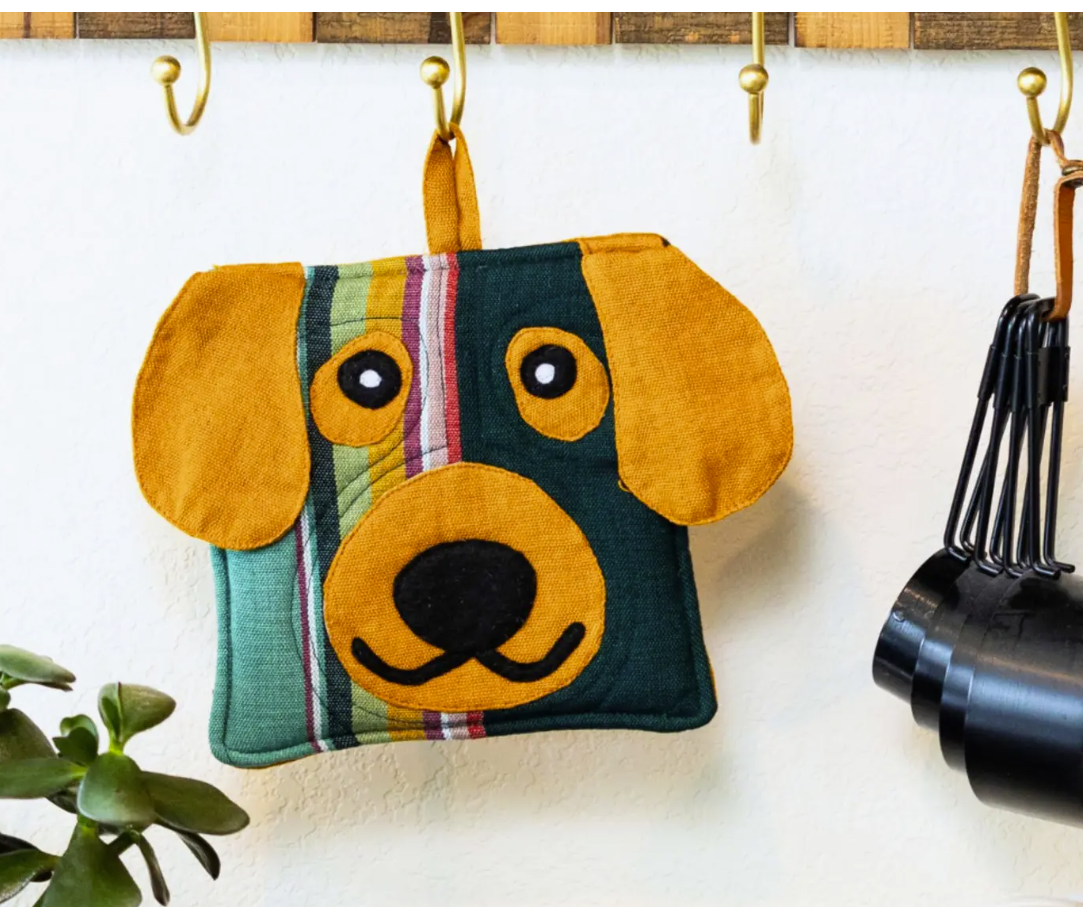dog potholder.png
