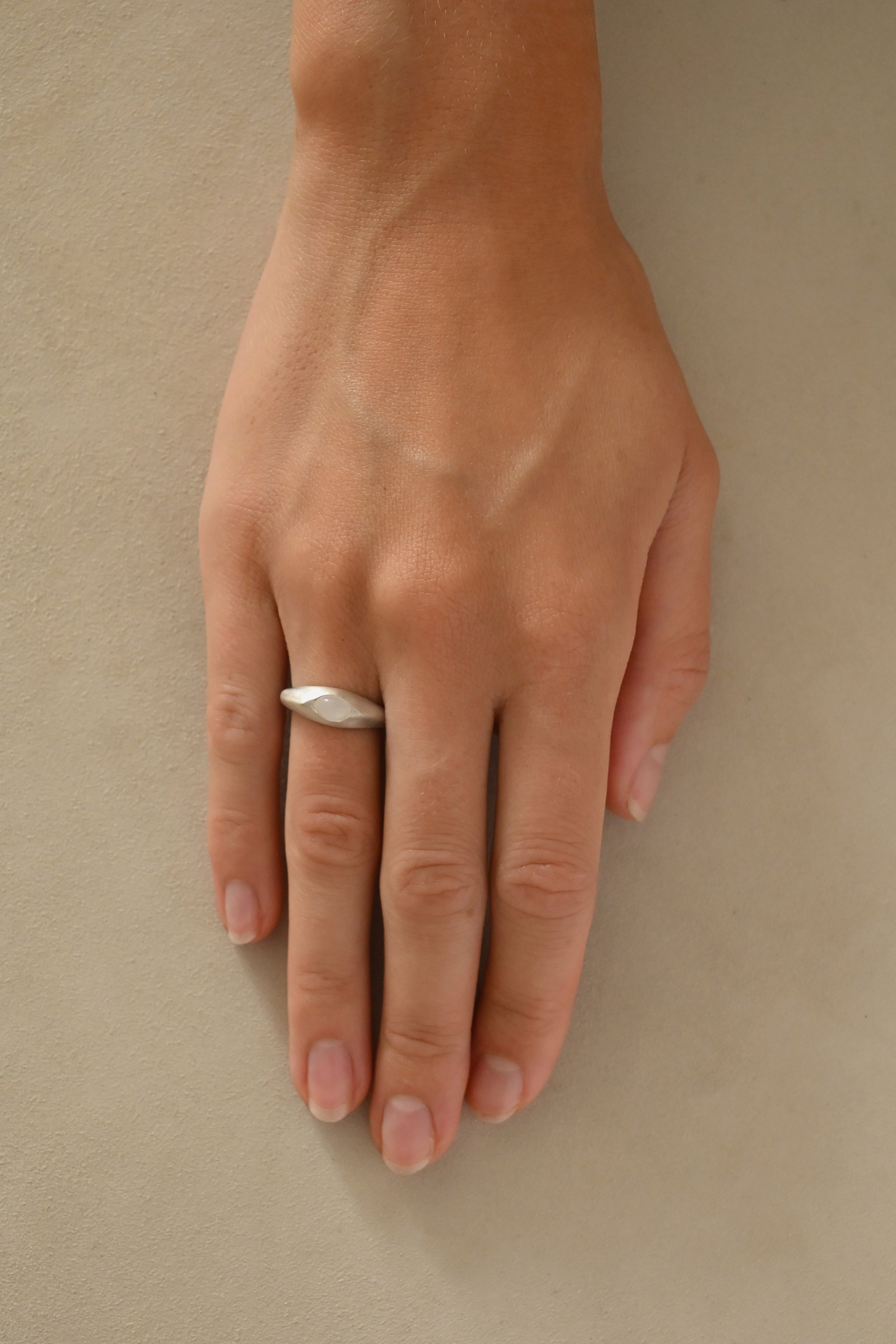 Dunton-Ellerkamp-Fall-Capsule-Collection-2026-Ellipse-Ring-Moonstone.jpg