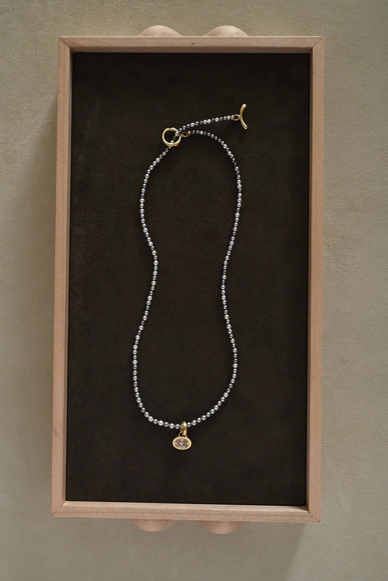 Dunton-Ellerkamp-Multi-Color-Tahitian-Pearl-Strand-6.jpg