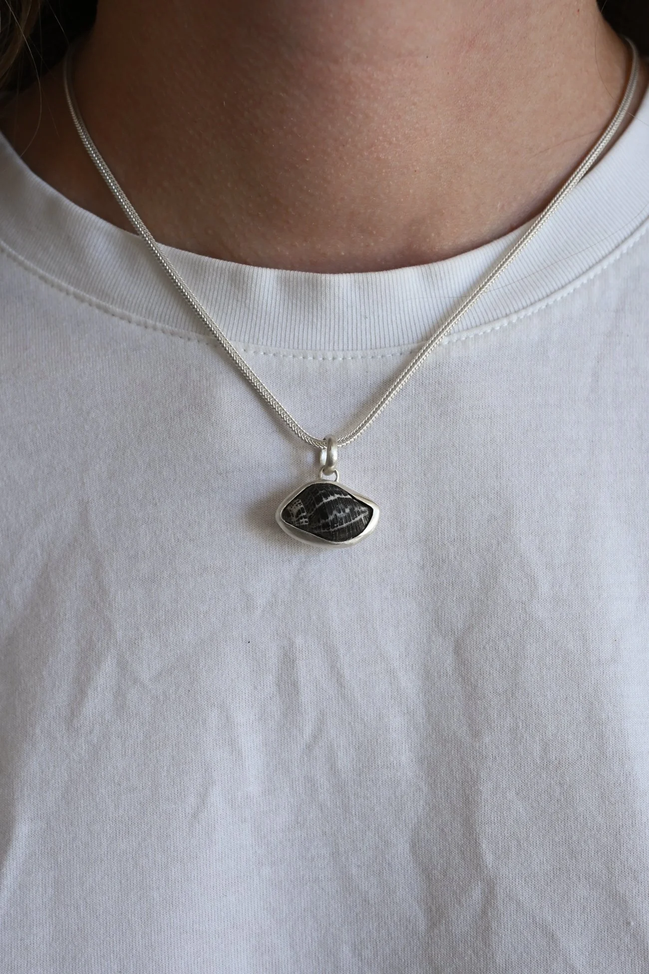Dunton-Ellerkamp-Pendant-On-Figure-24.jpg