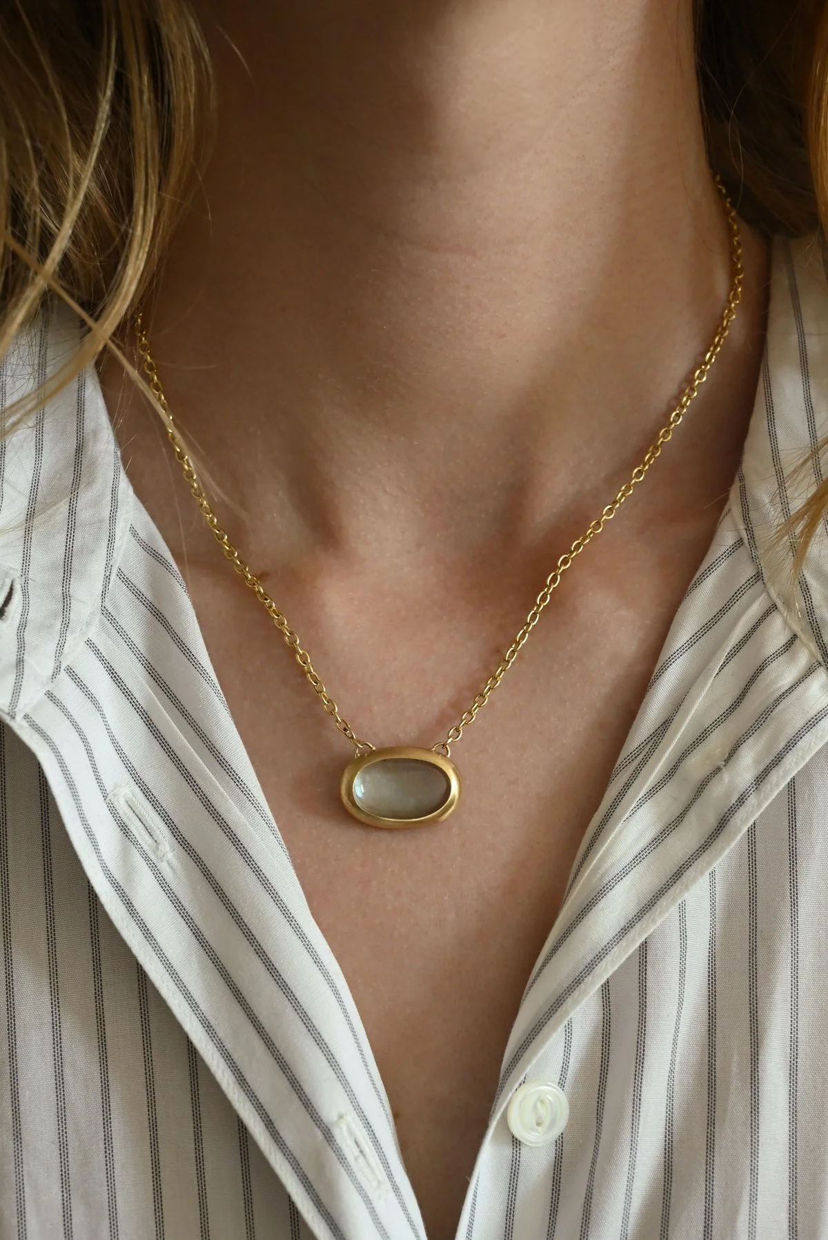 Dunton_Ellerkamp_Aqua_Window_Necklace.jpg