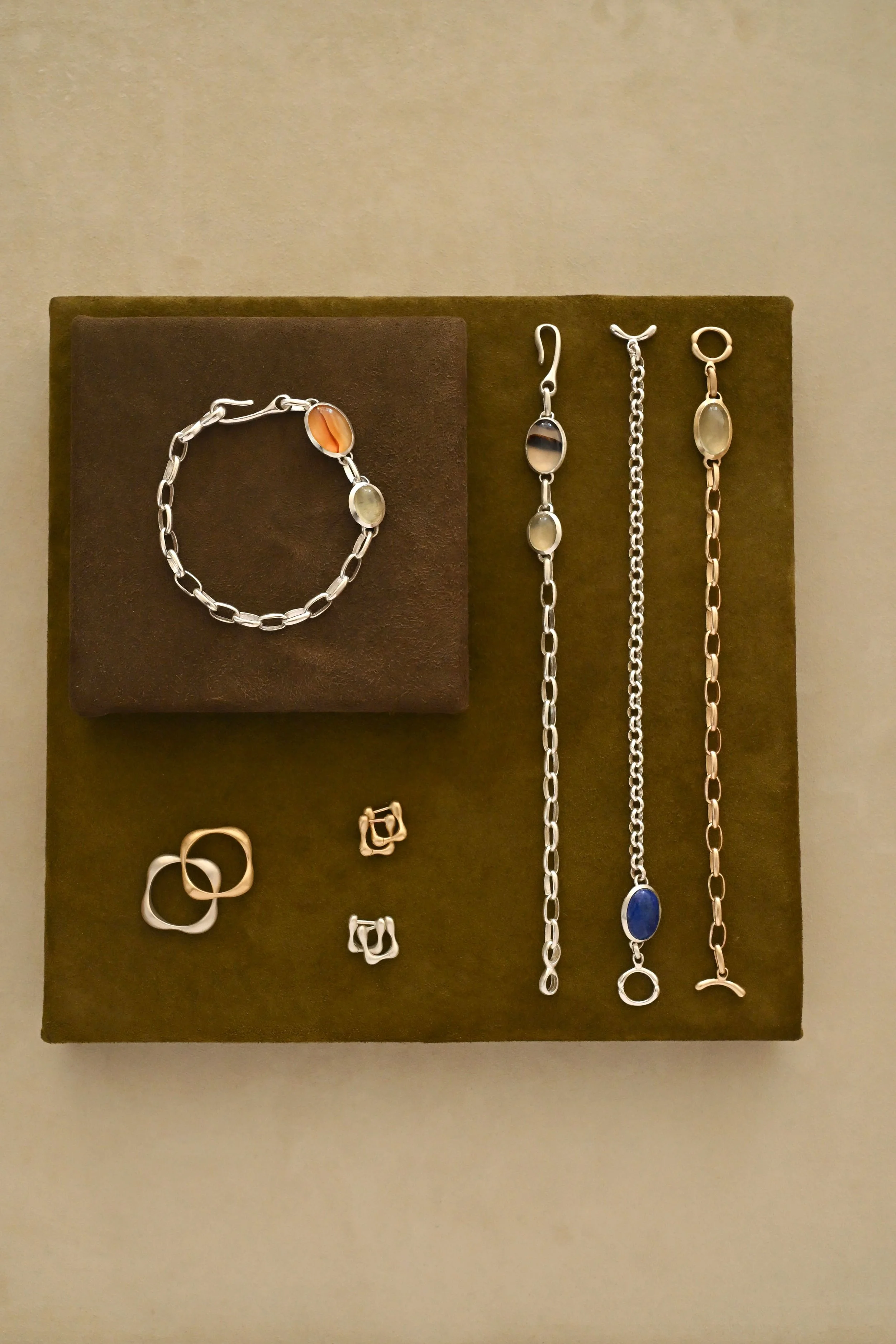 Dunton-Ellerkamp-OOAK-Bracelets-October-2026DSC_6450.jpg