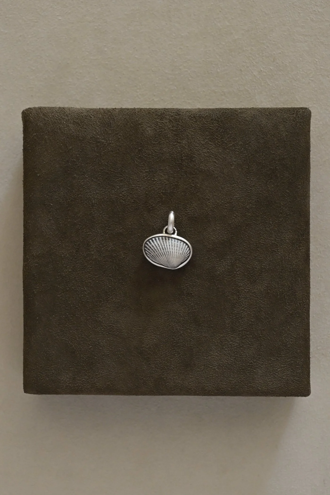 Shell Pendant No. 112