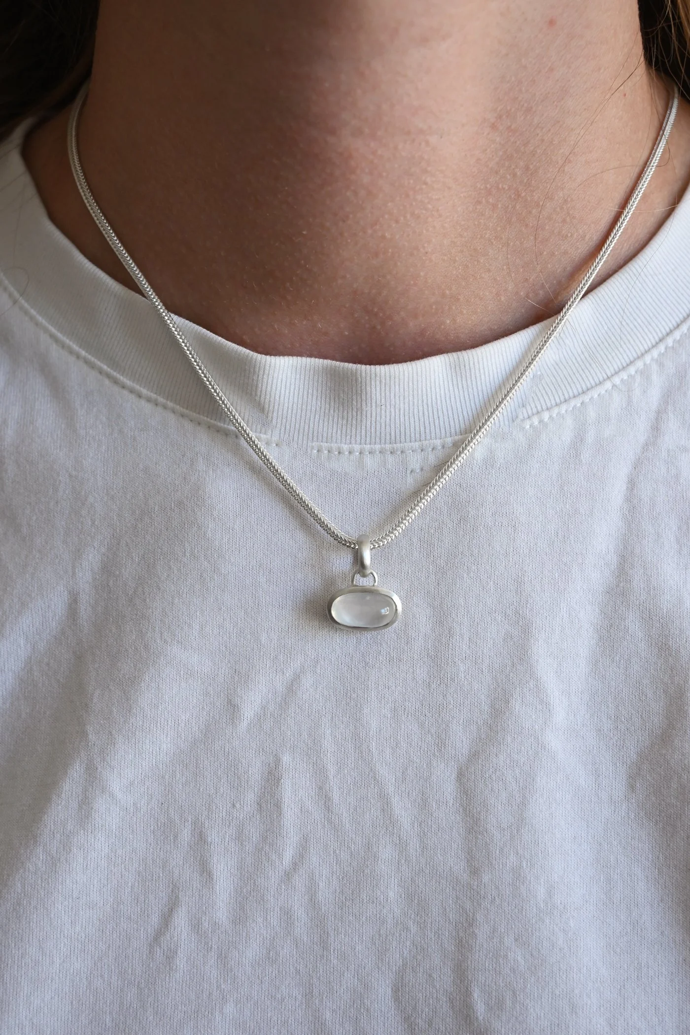 Dunton-Ellerkamp-Pendant-On-Figure-27.jpg