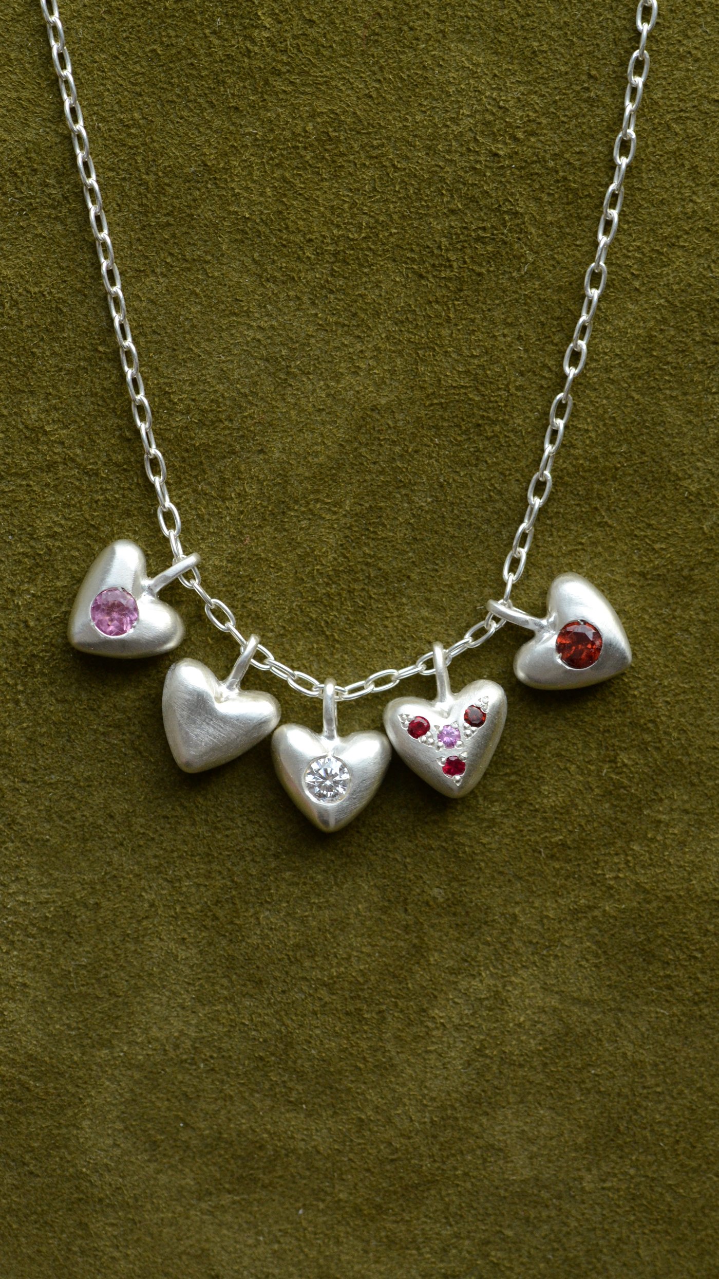 Dunton_Ellerkamp_Small_Hearts_Valentines_Day_Web_16_9_1.jpg