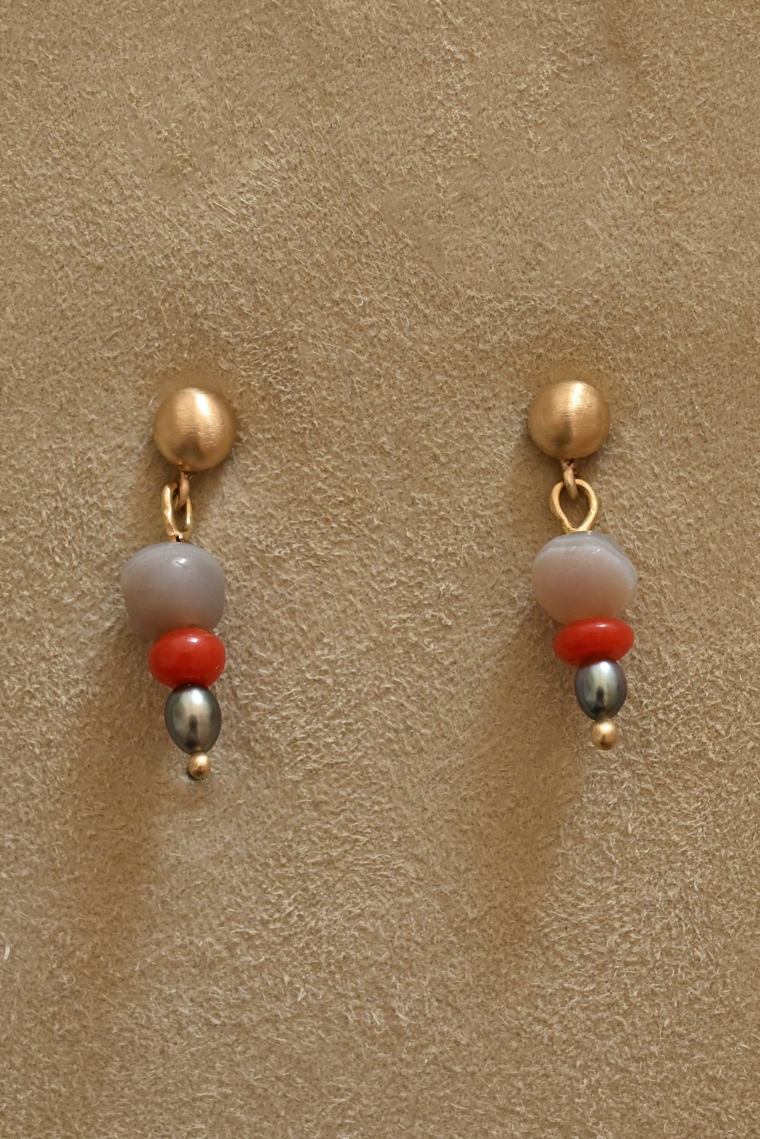 Dunton-Ellerkamp-Talisman-Earrings-Web-2.jpg