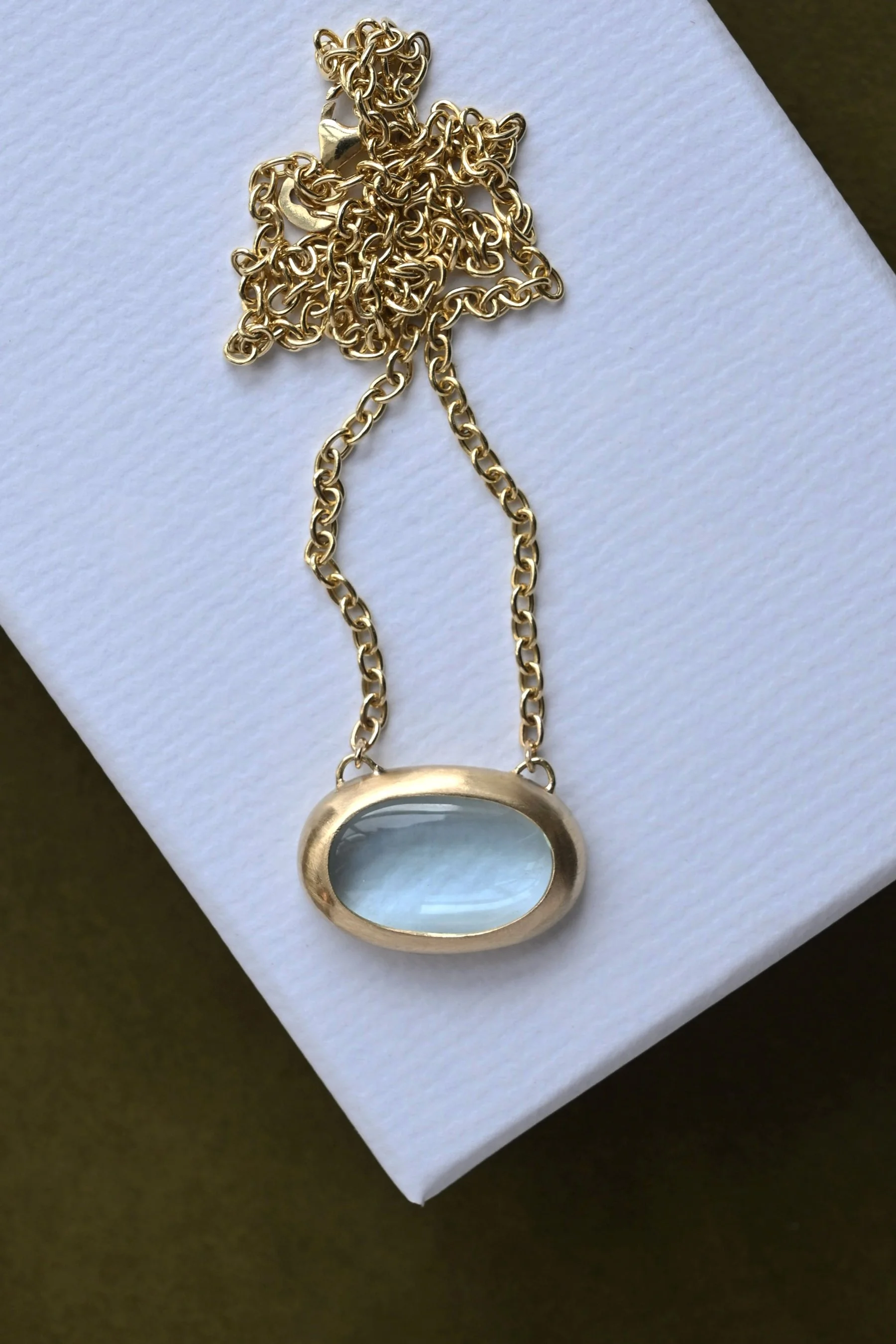 Dunton-Ellerkamp-Aquamarine-Window-Gold-Necklace-2.jpg