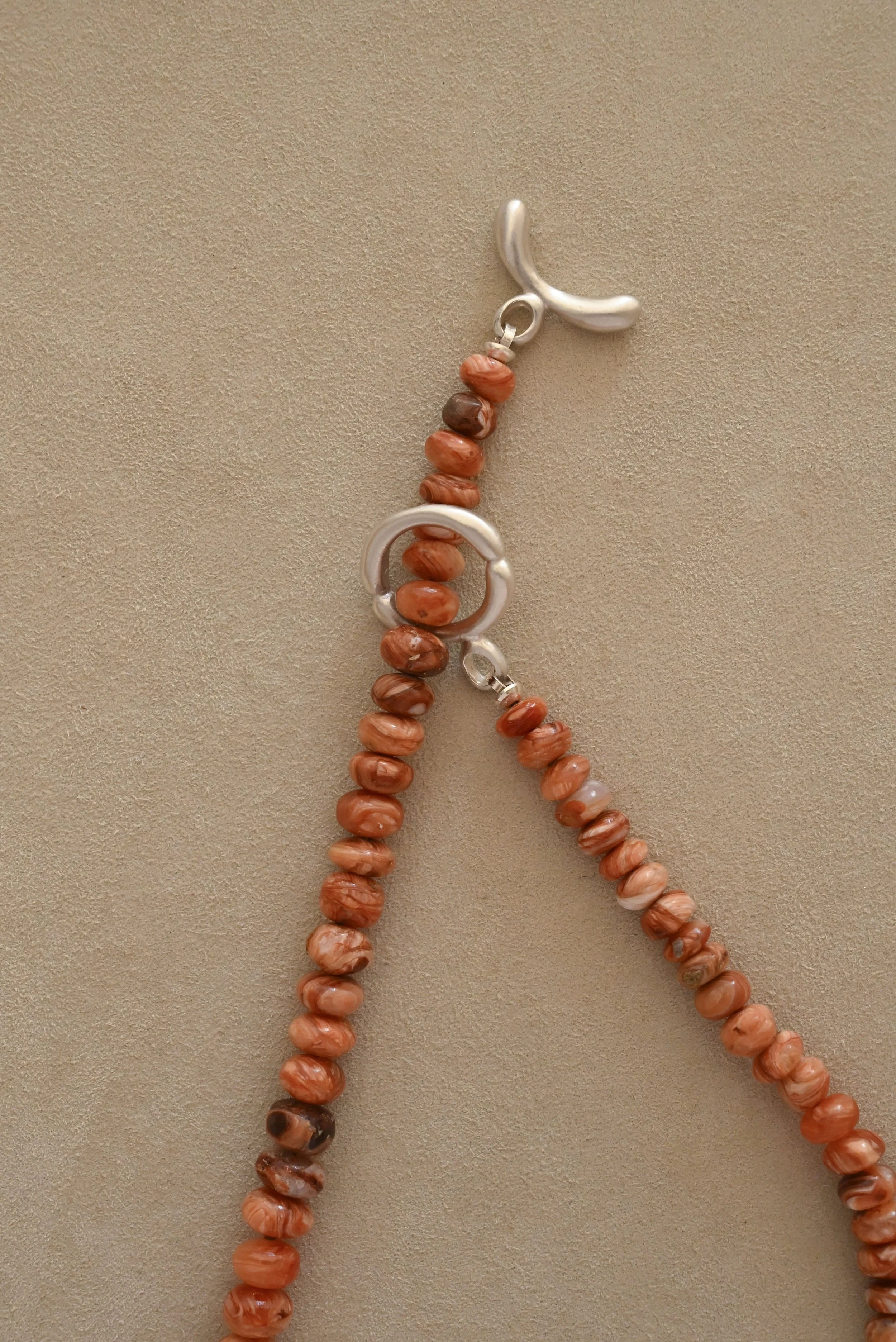 Dunton-Ellerkamp-Fall-Capsule-2026-Web-Caramel-Opal-Long-Strand-3.jpg