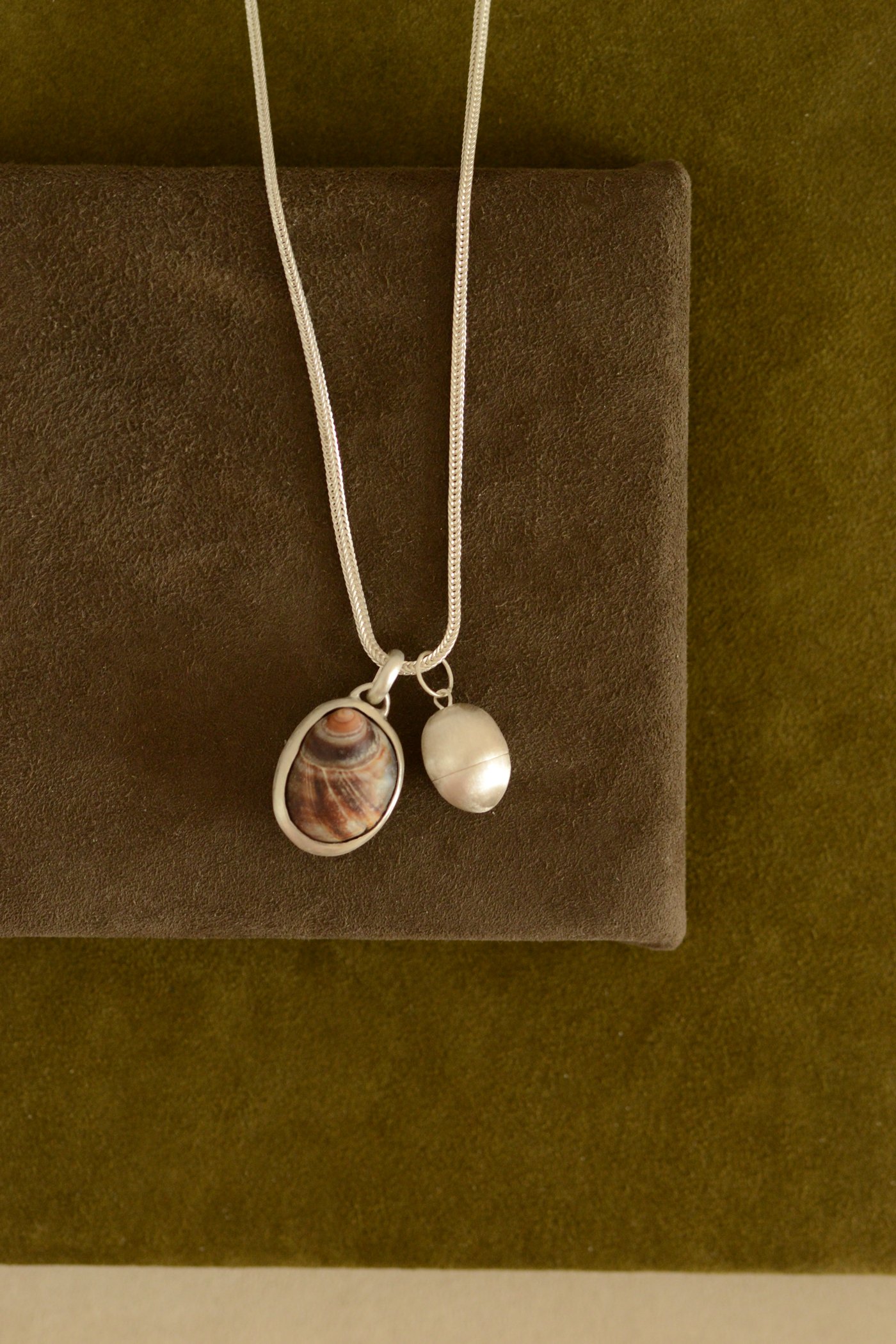 Dunton_Ellerkamp_Shell_Pendants_No_41-3.jpg