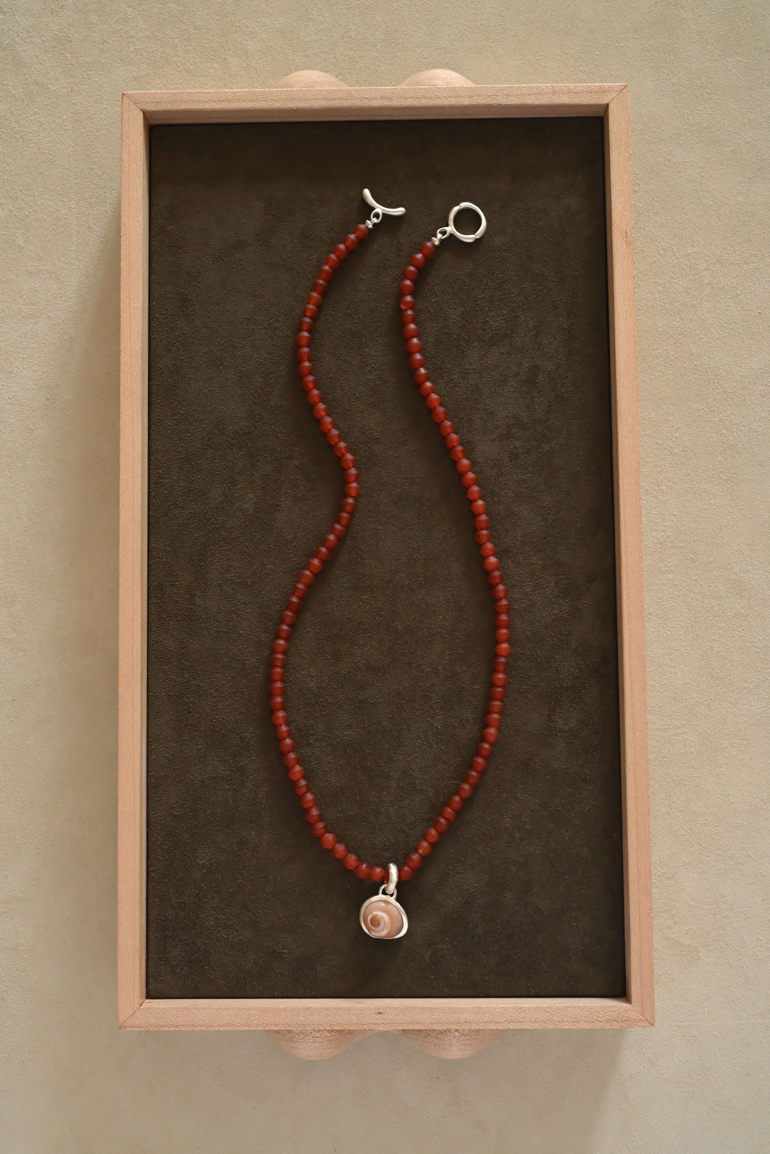Dunton-Ellerkamp-Fall-Capsule-2026-Web-Apple-Red-Carnelian-Strand-3.jpg