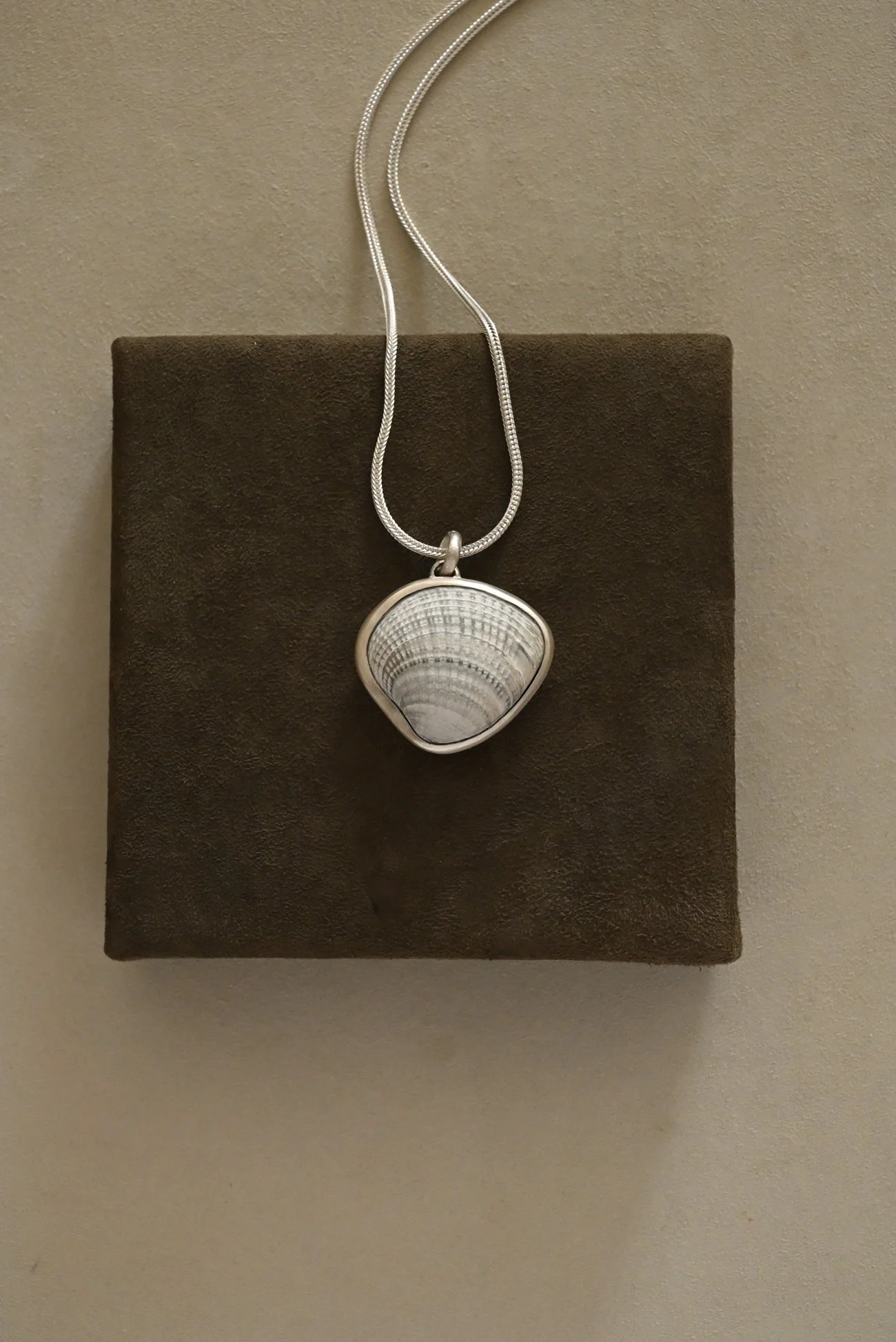 Shell Pendant No. 107