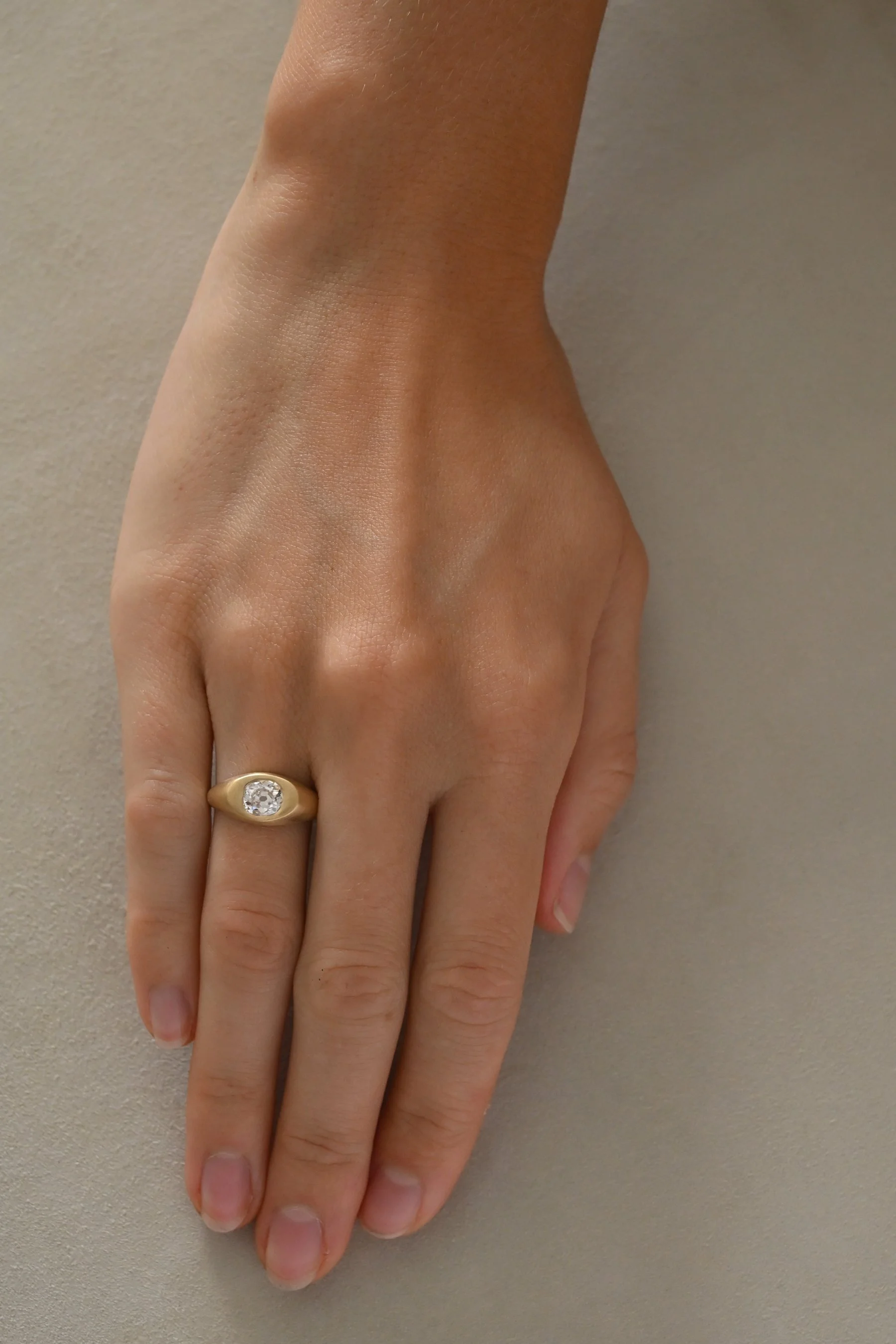 Dunton-Ellerkamp-Thirds-Ring-Yellow-Gold-OMC-Web-1.jpg