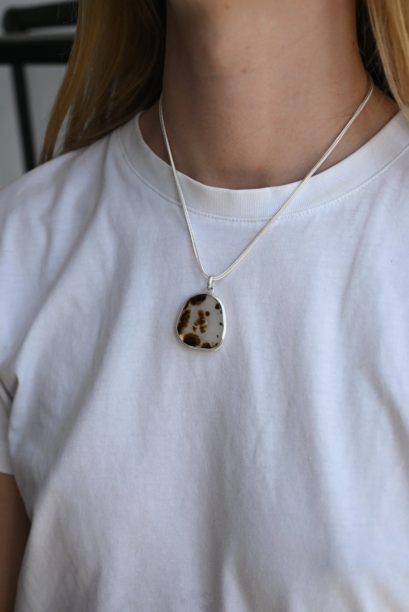 Dunton-Ellerkamp-Montana-Agate-On-Figure-2.jpg