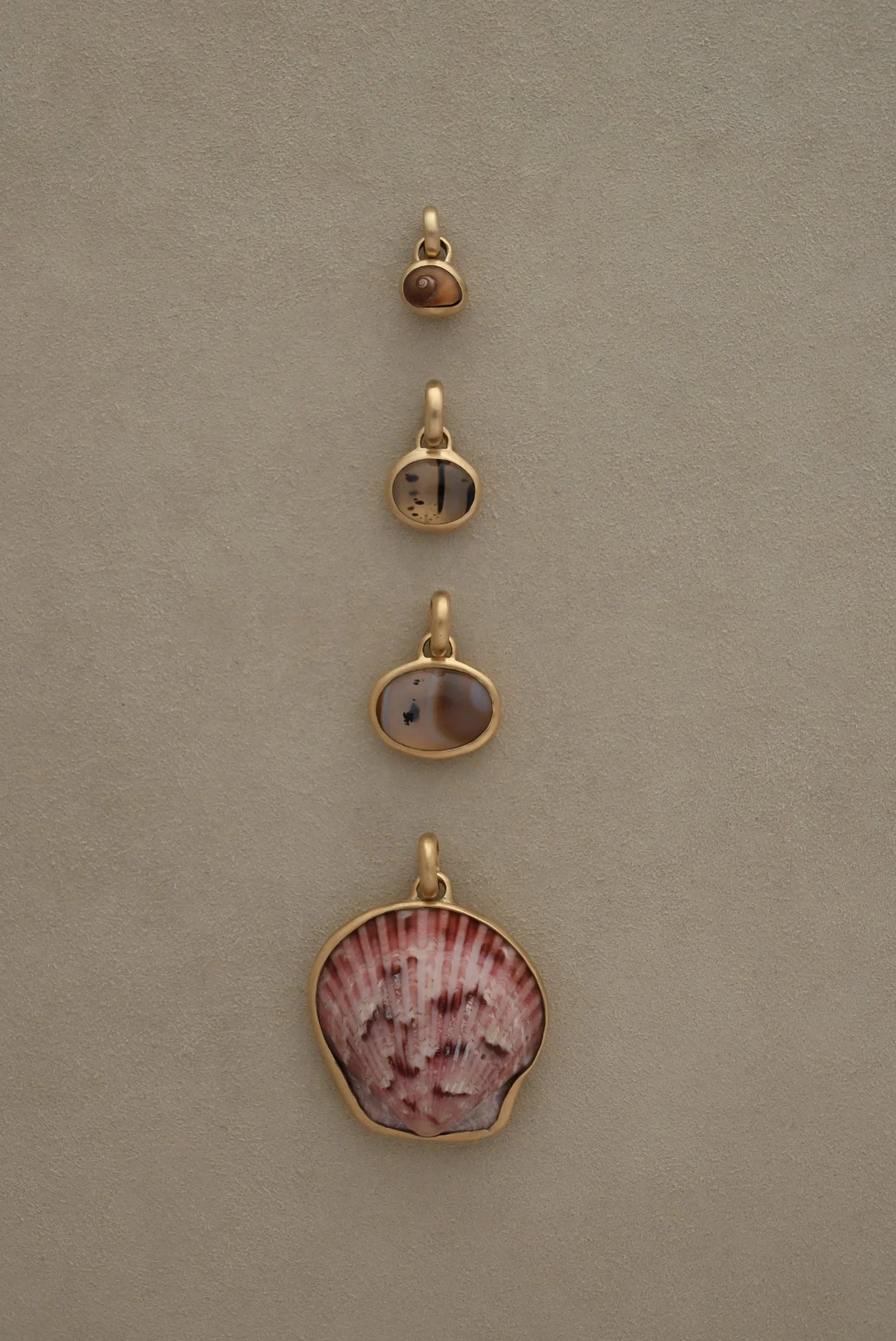 Dunton-Ellerkamp-Gold-Shell-Pendant-August-2026-Web-5.jpg (Copy)