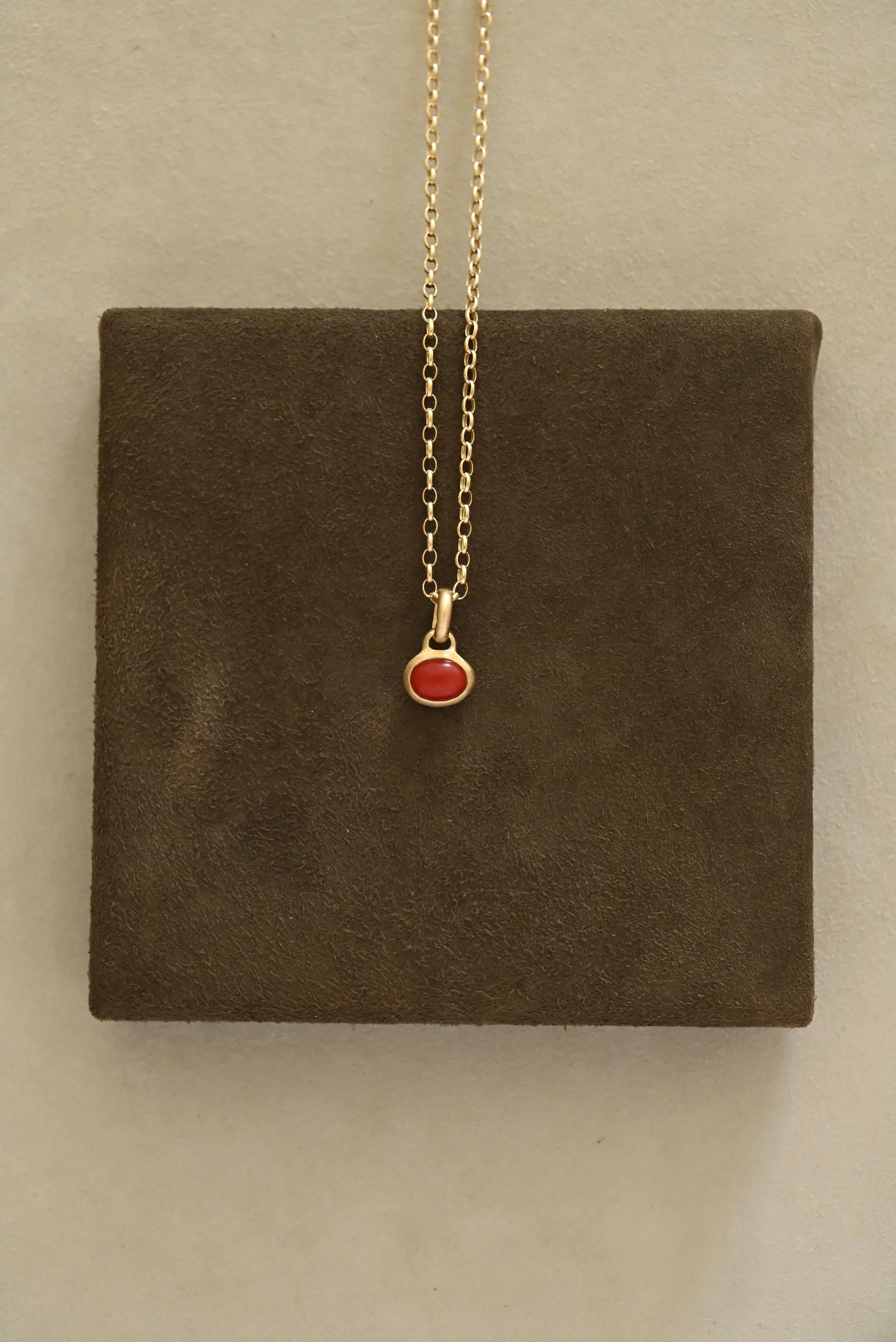 Dunton-Ellerkamp-Fall-Capsule-Collection-2026-Gold-Coral-Pendant-No-2-1.jpg