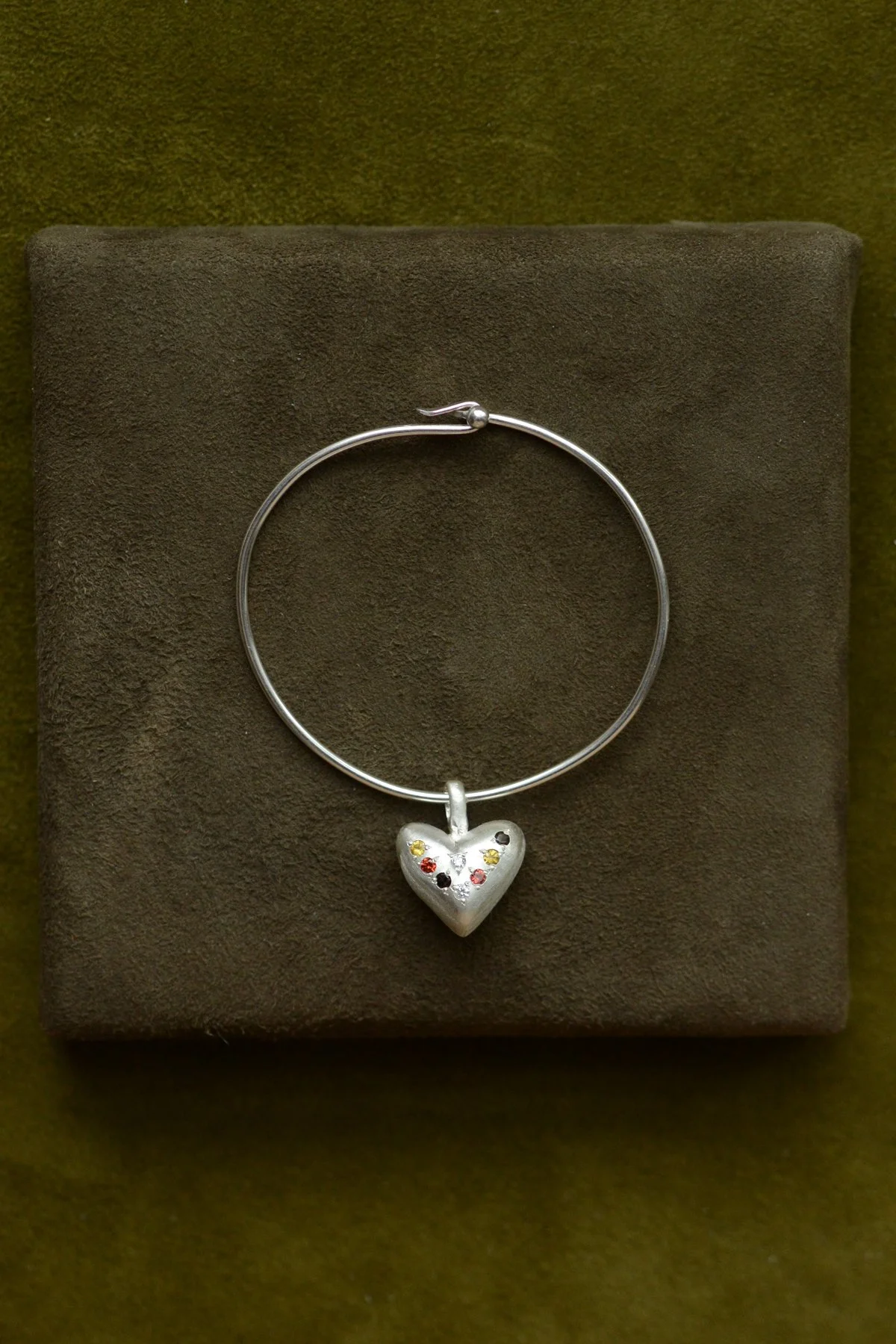 Dunton_Ellerkamp_Tension_Bangle_6.jpg
