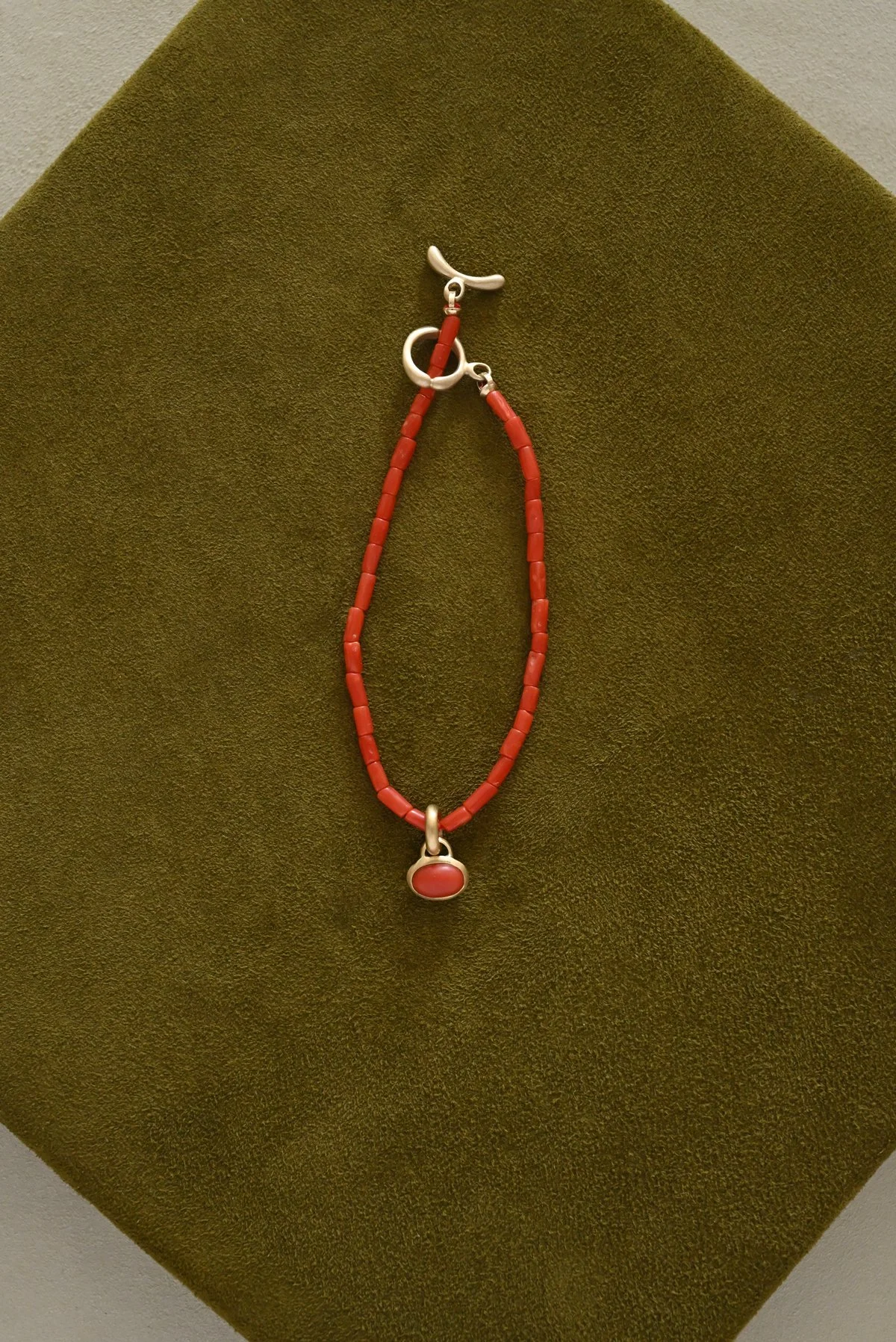 Dunton-Ellerkamp-Gold-Coral-Bracelet-4.jpg