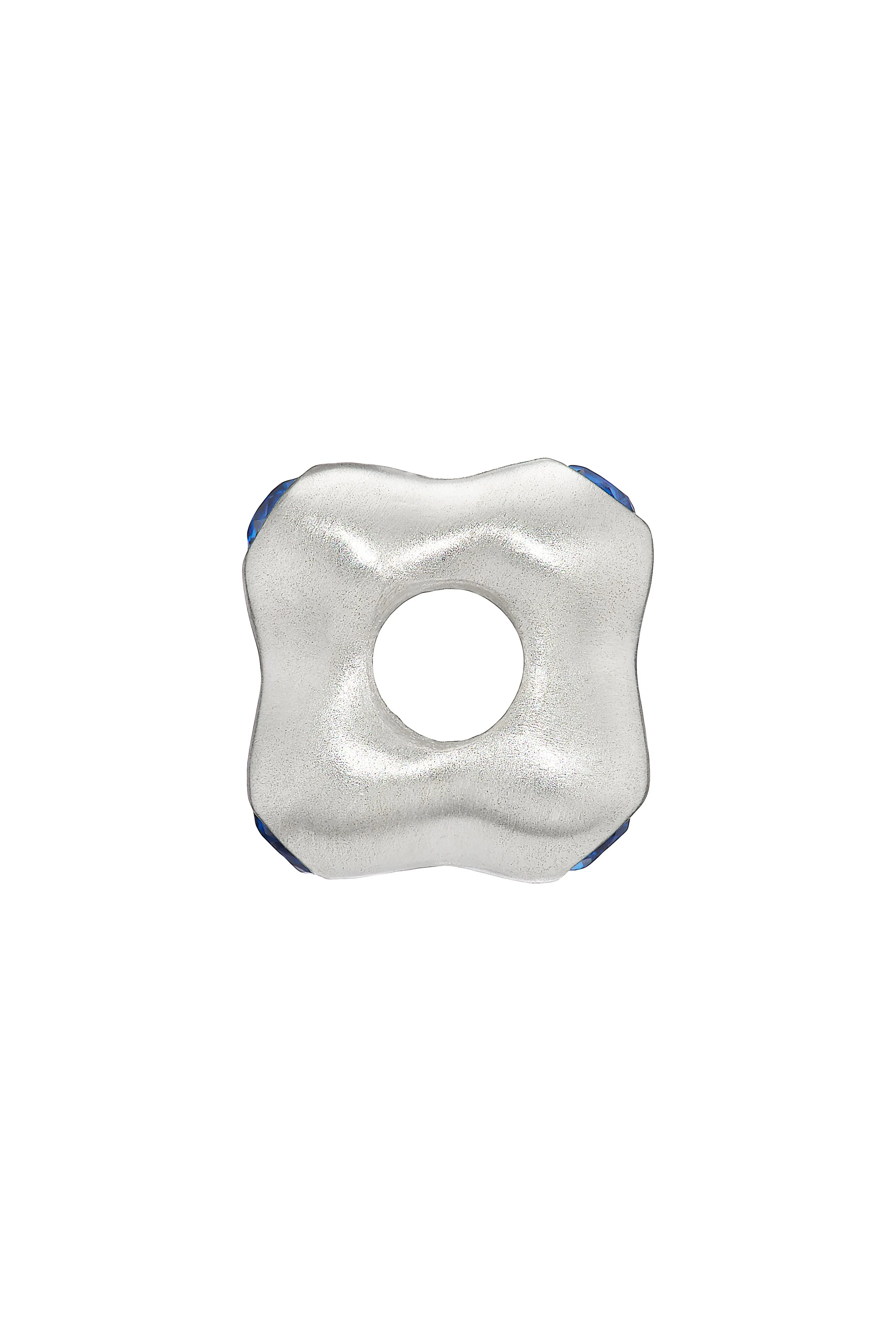 Dunton-Ellerkamp-Owen-Spinner-Pendant-Web-5.jpg