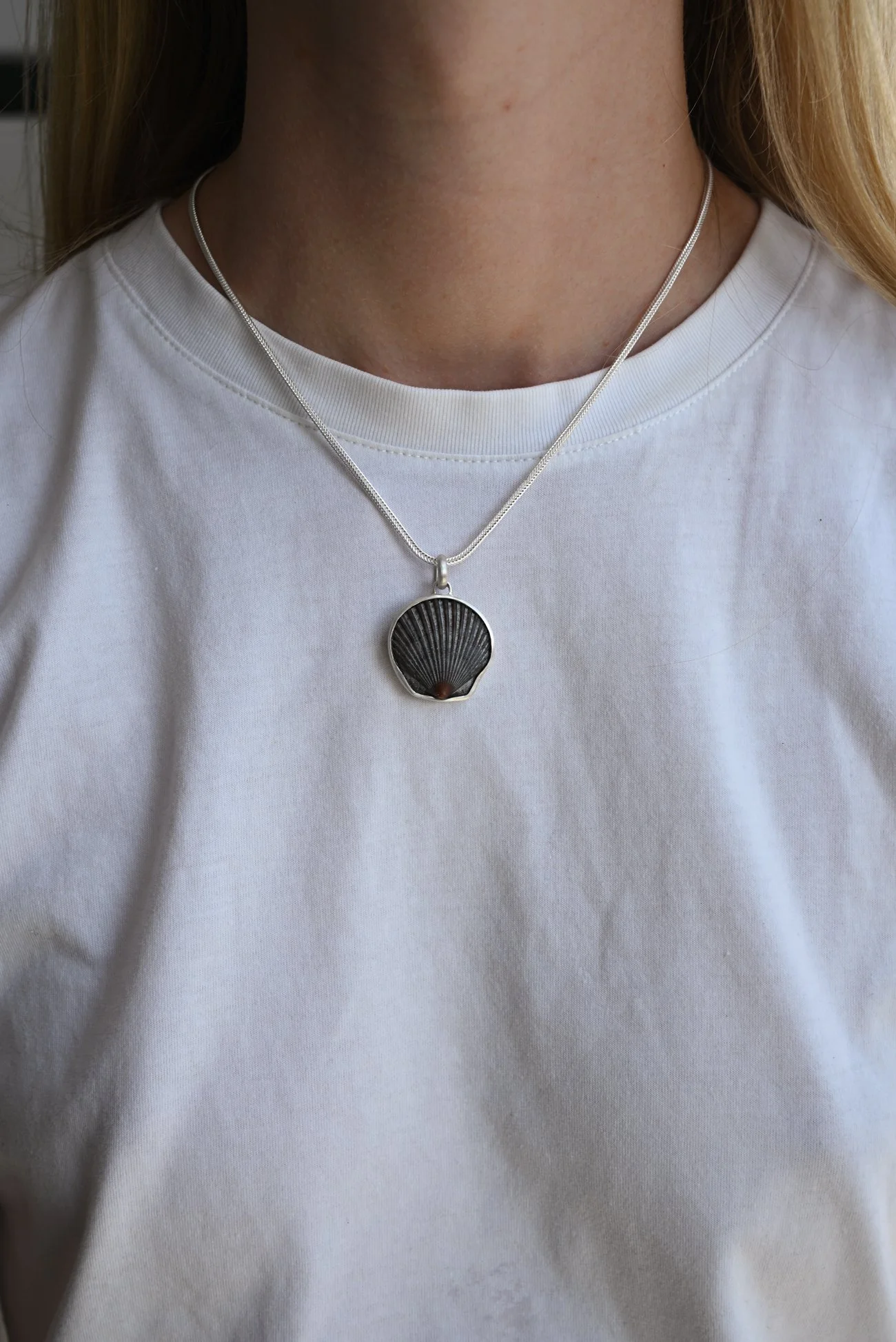 Dunton-Ellerkamp-Blac-Shell-On-figure.jpg
