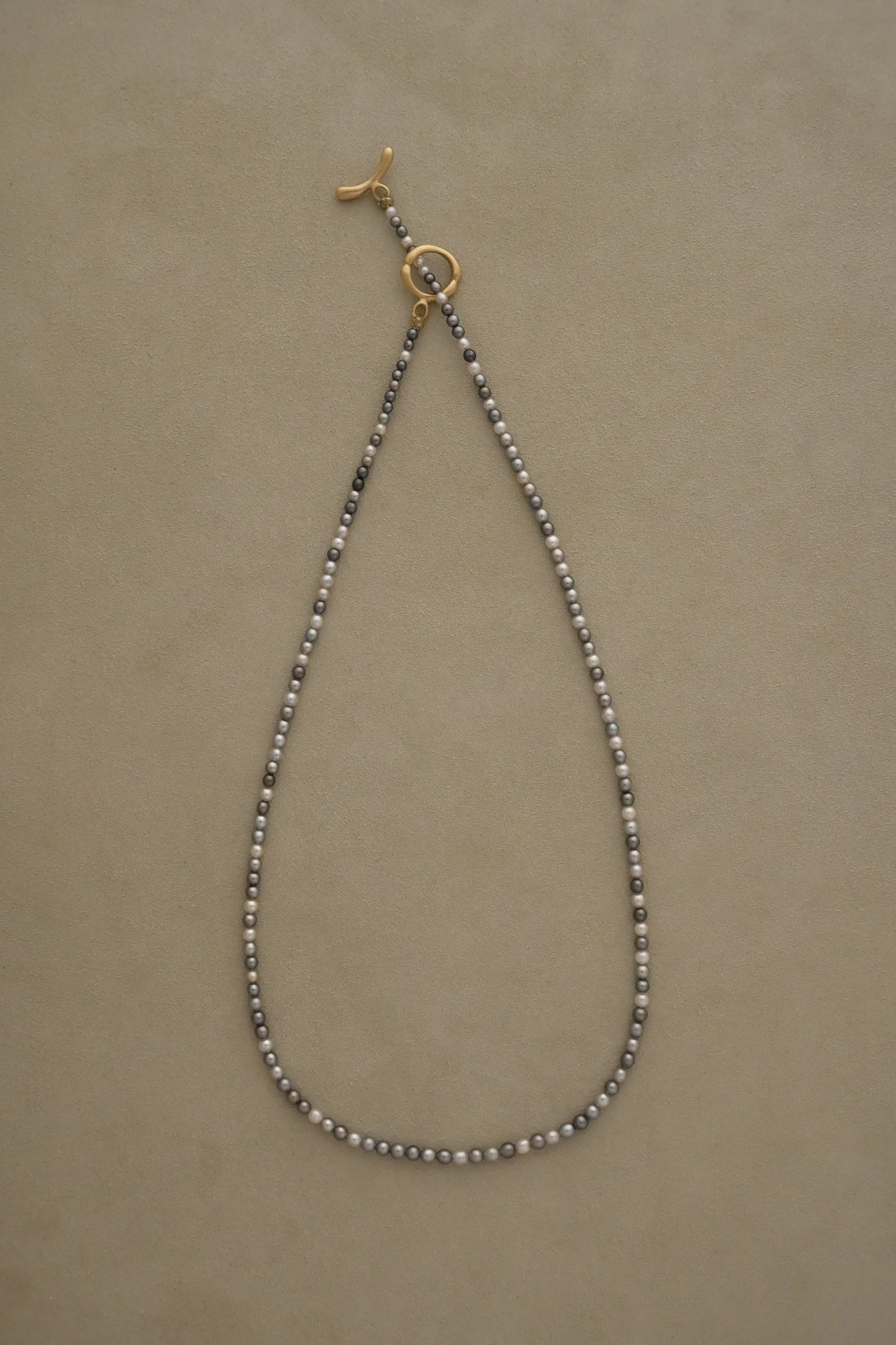 Dunton-Ellerkamp-Tahitian-Pearl-Multi-Color-Strand-1-Web.jpg
