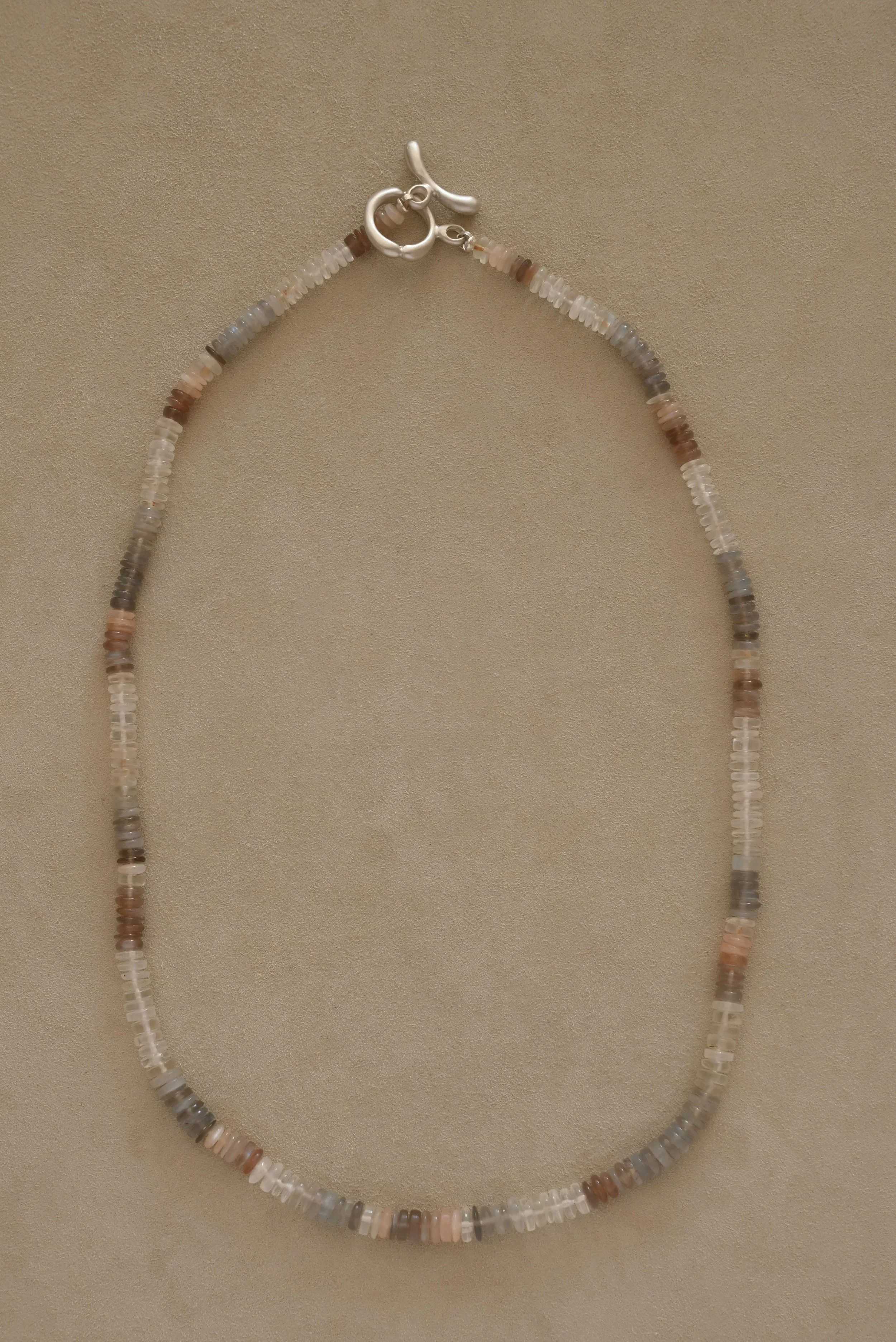 Dunton-Ellerkamp-Fall-Capsule-2026-Web-Moonstone-Tyre-Necklace-2.jpg