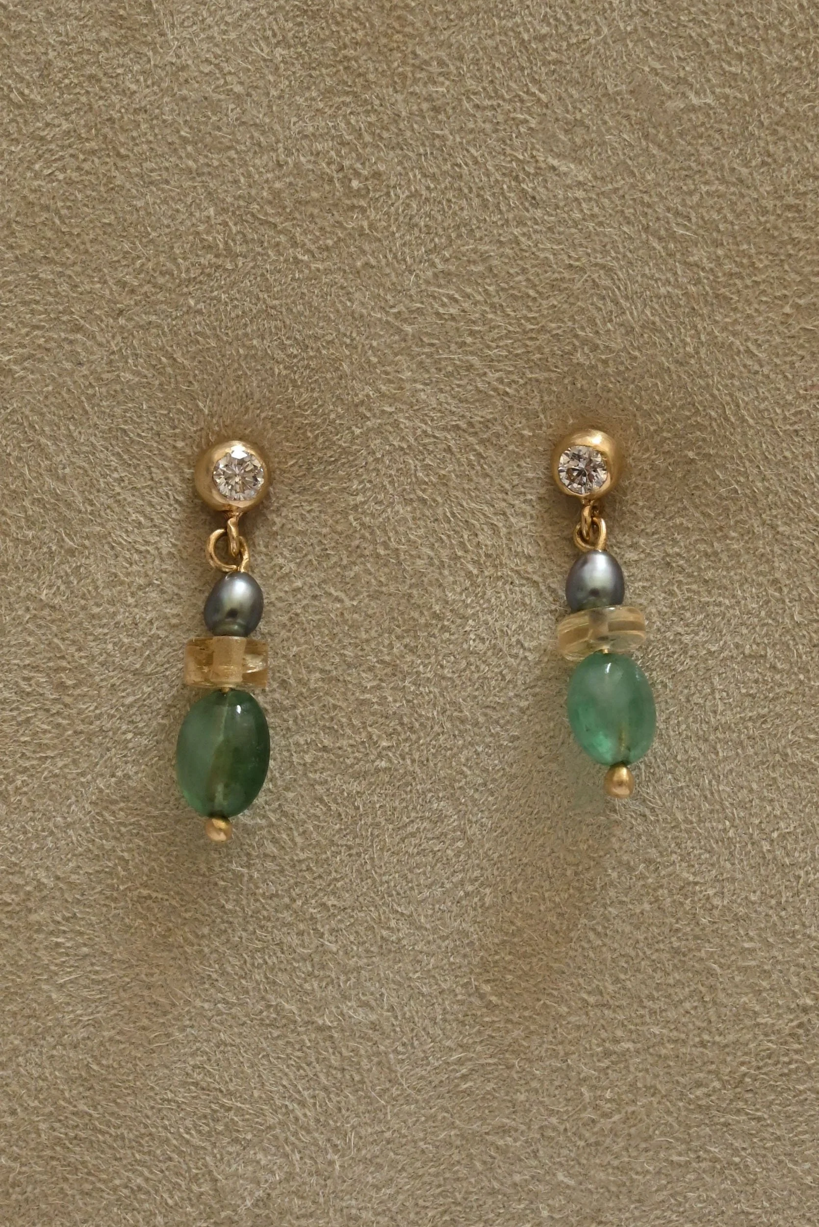 Dunton-Ellerkamp-Fall-Capsule-2026-Web-Fall-Capsule-Talisman-Emerald-Earrings.jpg