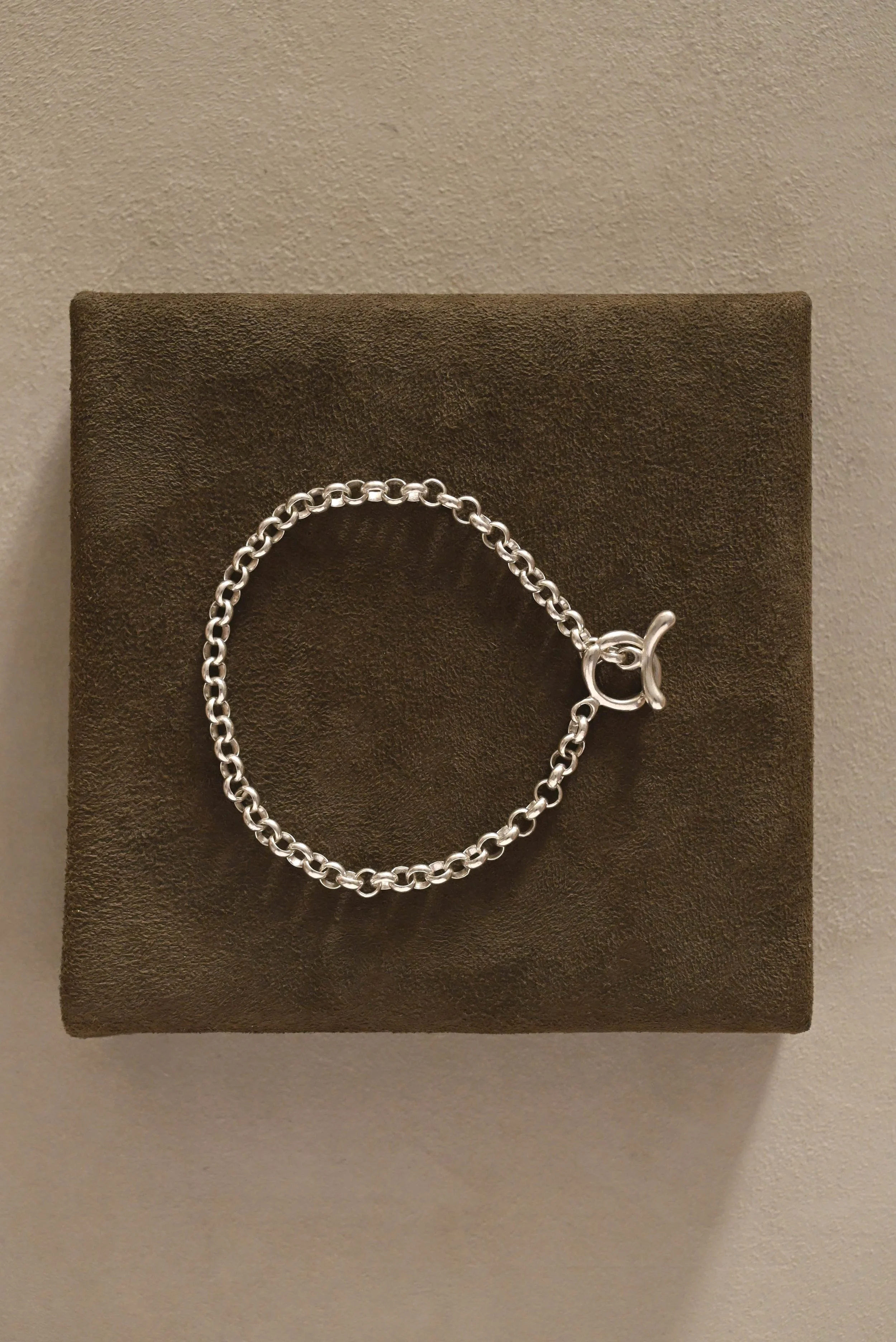 Dunton-Ellerkamp-Oliver-Bracelet-3-8mm-2026-Web-DSC_2605.jpg
